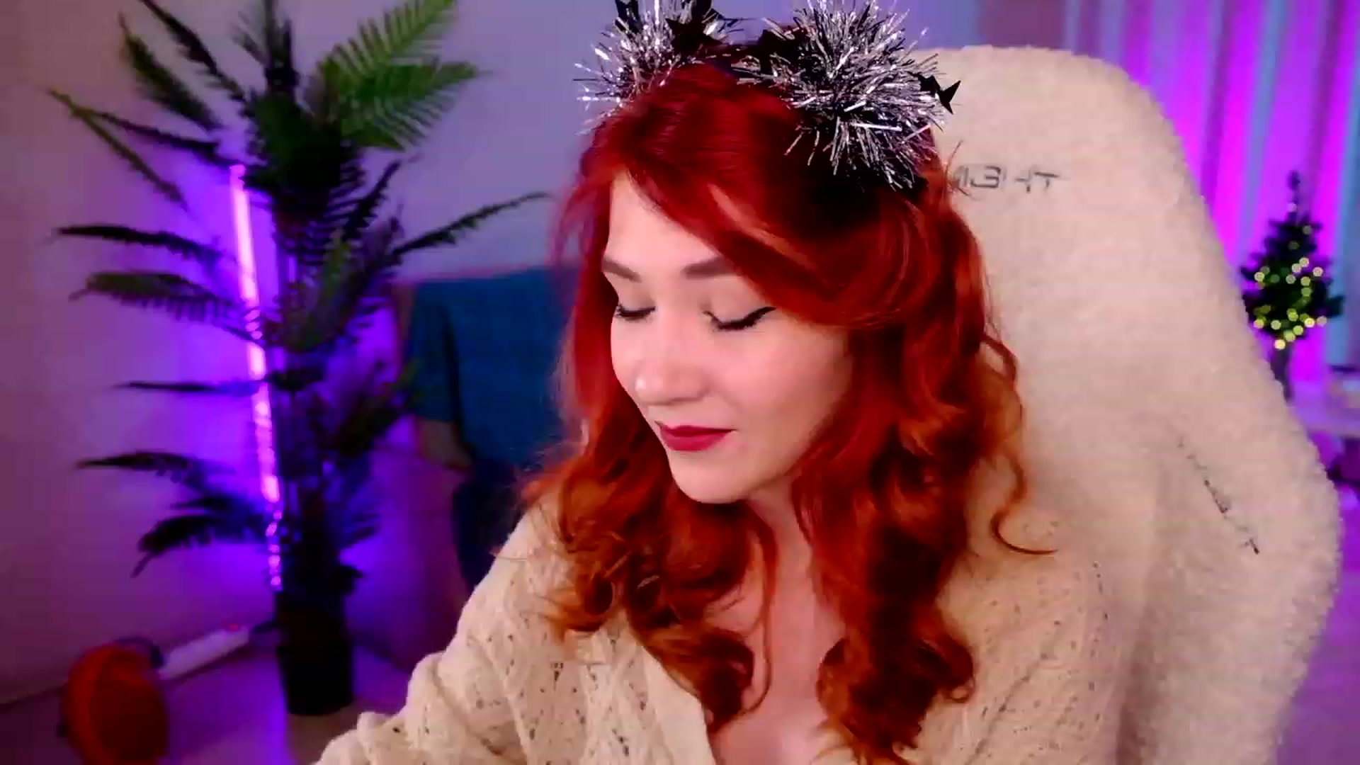 Gallery image thumbnail from SmthWrong's myfreecams stream on, 12/26/2023, 02:49 image 1 of 20