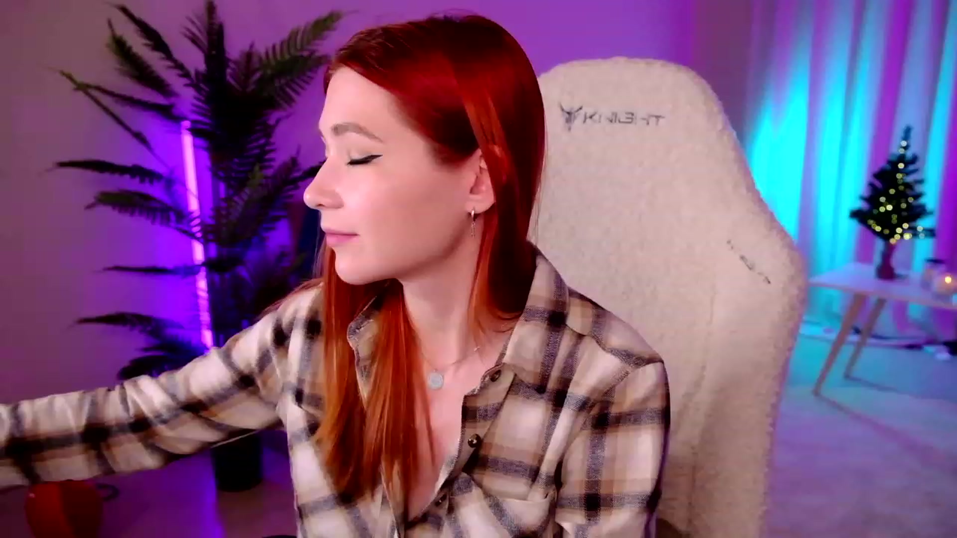 Gallery image thumbnail from SmthWrong's myfreecams stream on, 01/03/2024, 04:25 image 8 of 20