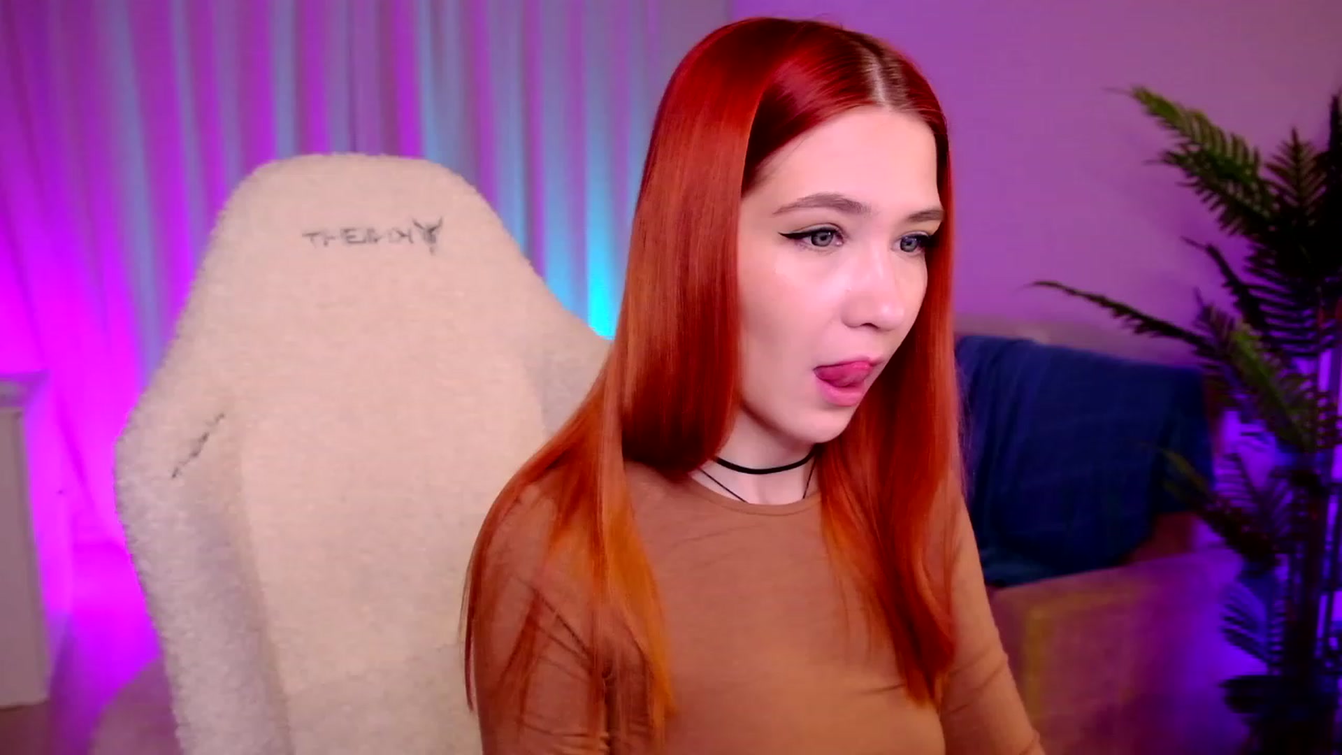 Gallery image thumbnail from SmthWrong's myfreecams stream on, 01/10/2024, 02:09 image 3 of 20