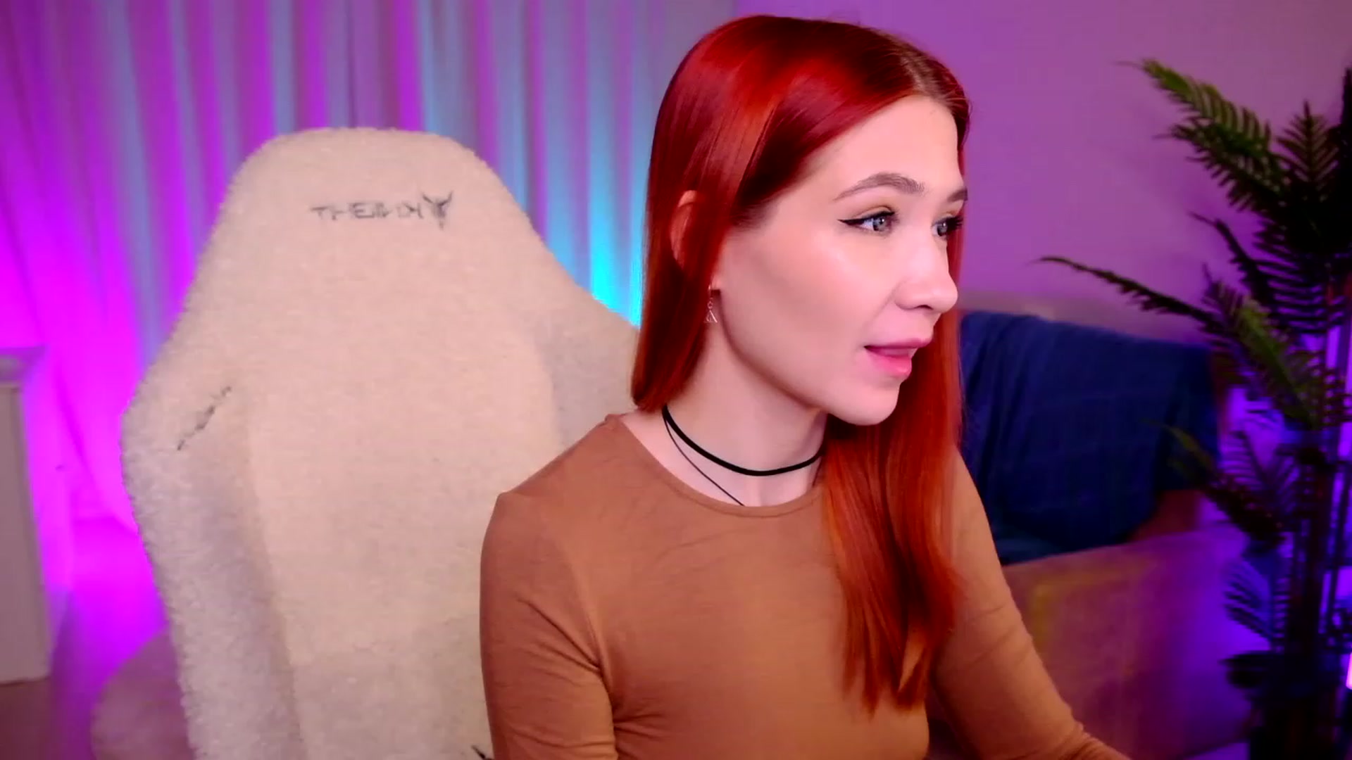 Gallery image thumbnail from SmthWrong's myfreecams stream on, 01/10/2024, 02:09 image 6 of 20