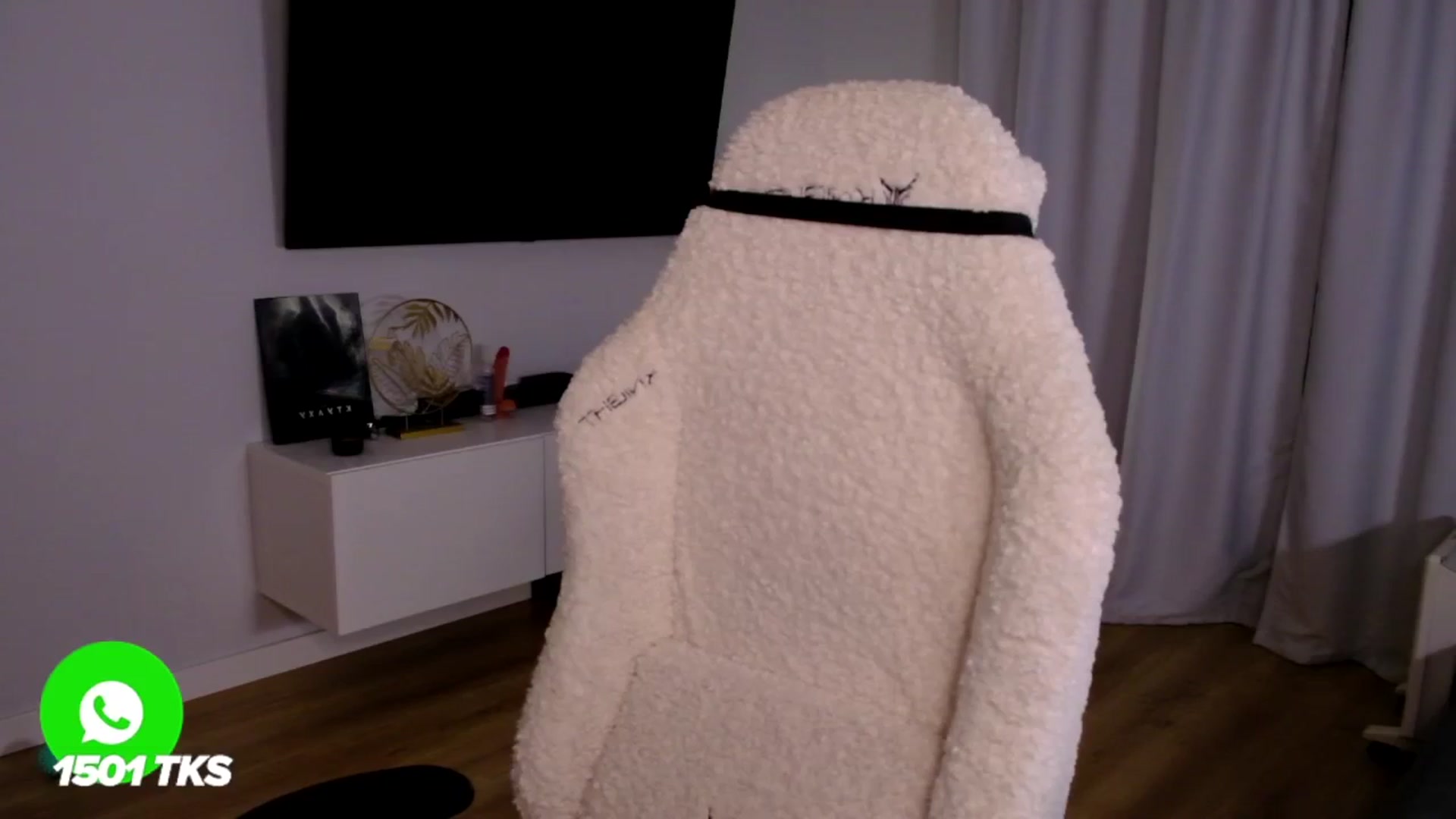Gallery image thumbnail from SmthWrong's myfreecams stream on, 10/24/2024, 03:35 image 7 of 20