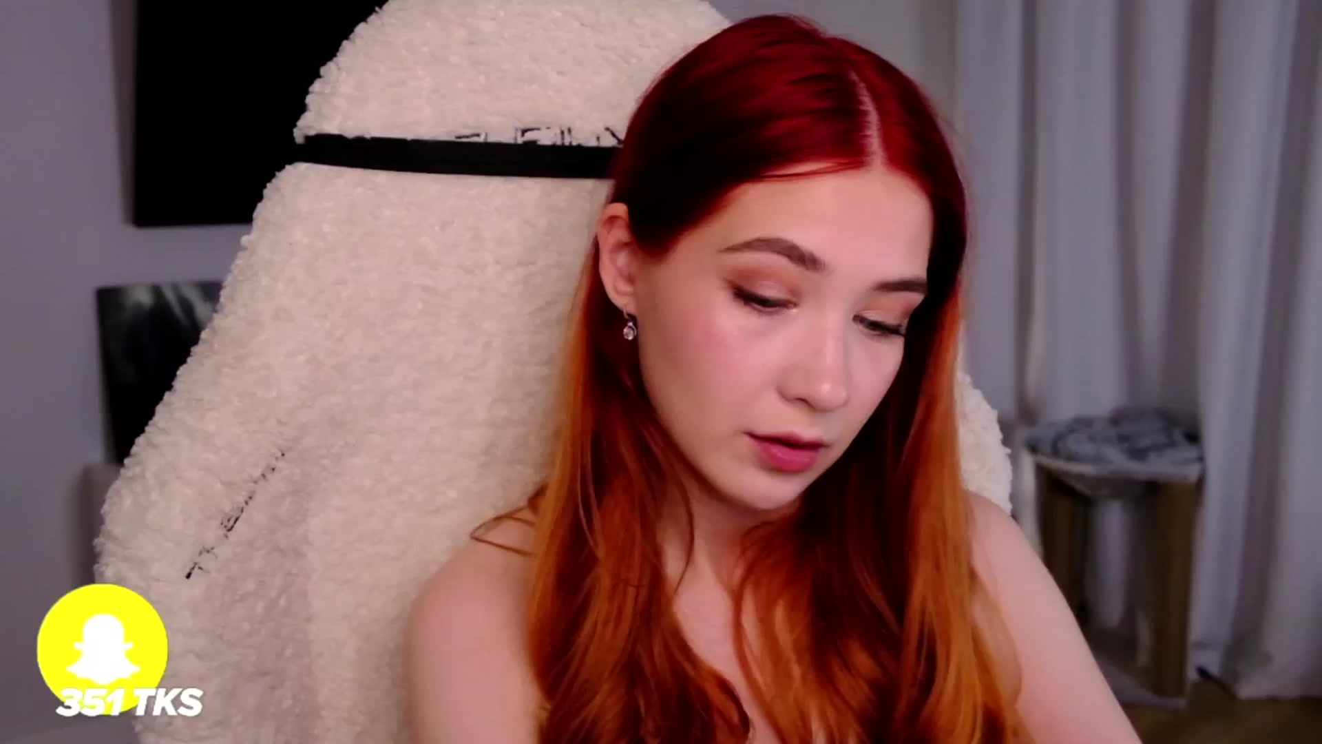 Gallery image thumbnail from SmthWrong's myfreecams stream on, 10/27/2024, 24:20 image 7 of 20