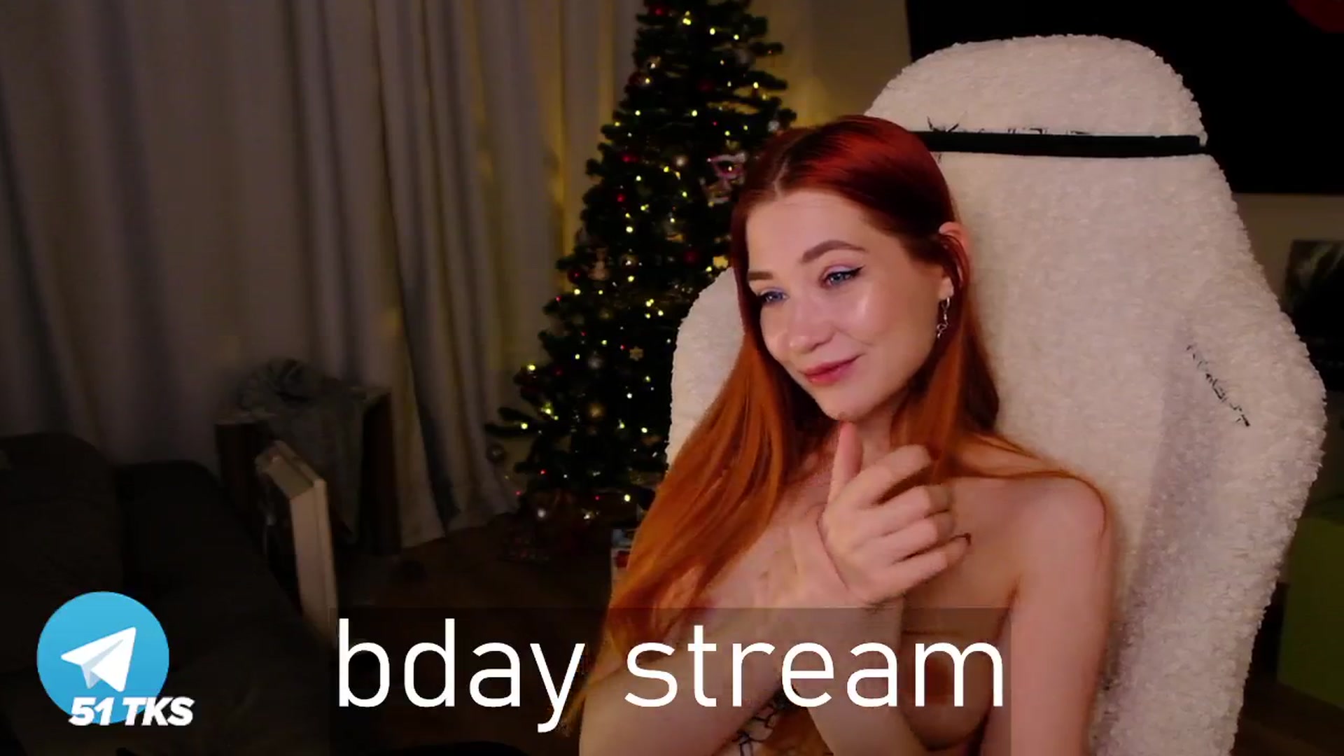 Gallery image thumbnail from SmthWrong's myfreecams stream on, 12/27/2024, 02:47 image 16 of 20