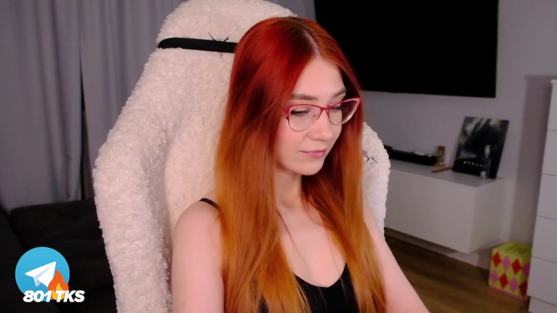 Gallery image thumbnail from SmthWrong's myfreecams stream on, 01/19/2025, 01:34 image 15 of 20