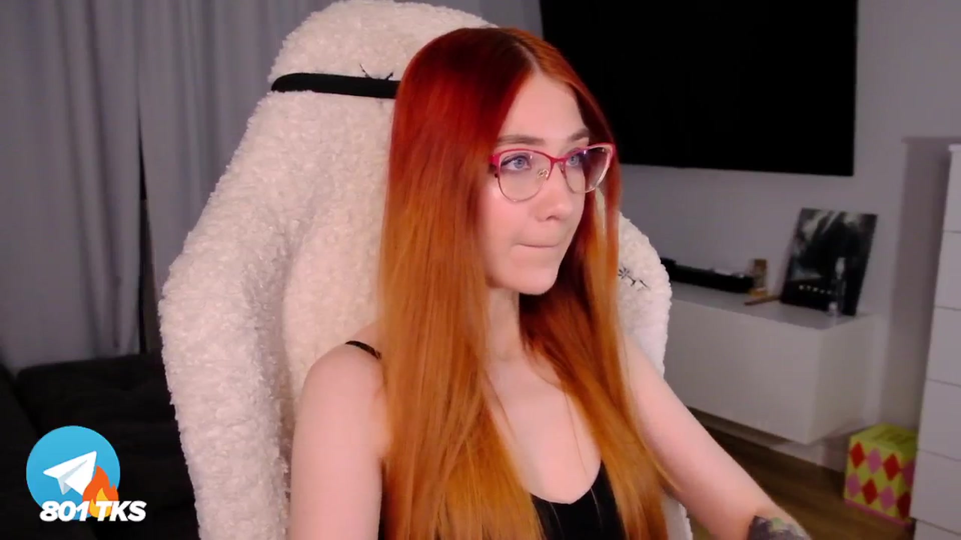 Gallery image thumbnail from SmthWrong's myfreecams stream on, 01/19/2025, 01:34 image 14 of 20