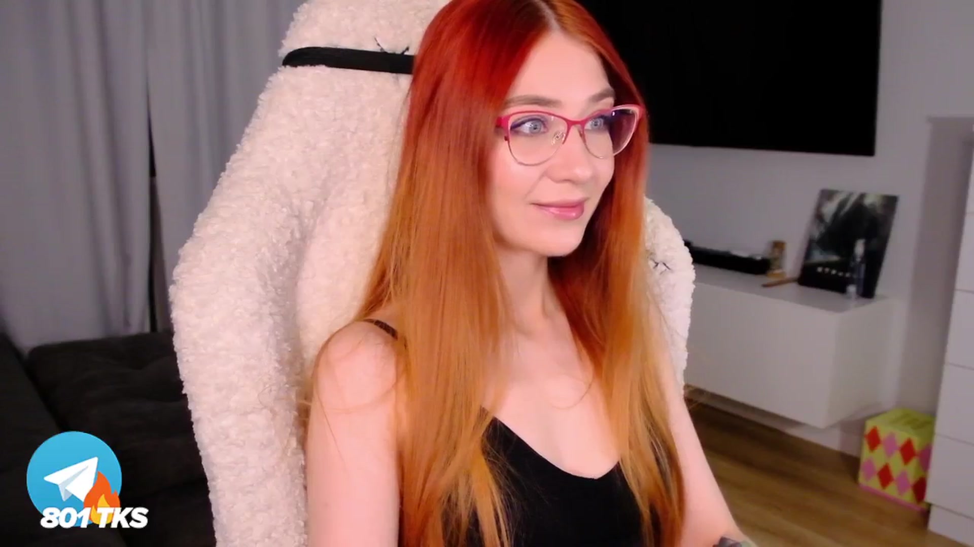 Gallery image thumbnail from SmthWrong's myfreecams stream on, 01/19/2025, 01:34 image 11 of 20
