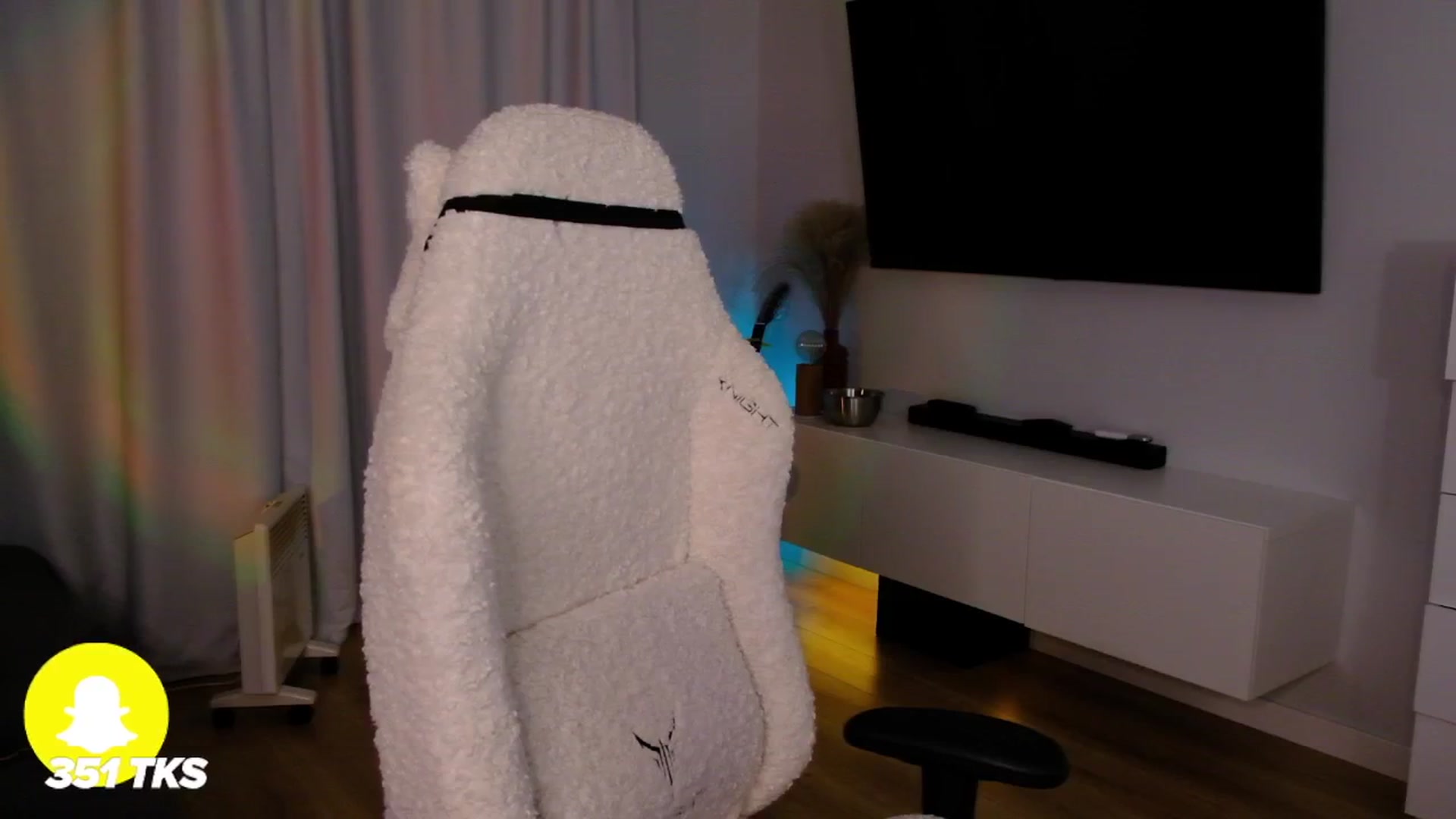 Gallery image thumbnail from SmthWrong's myfreecams stream on, 02/28/2025, 02:27 image 19 of 20