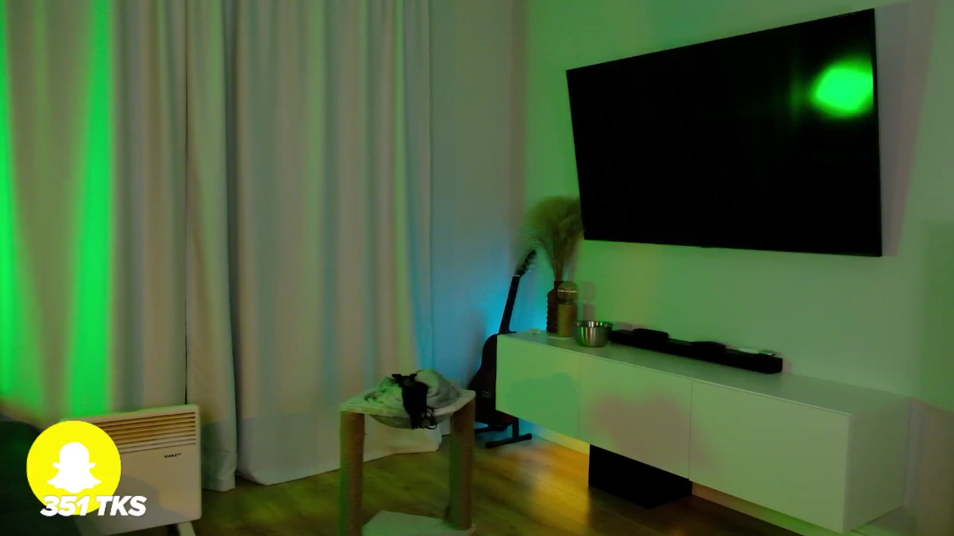 Gallery image thumbnail from SmthWrong's myfreecams stream on, 03/09/2025, 02:37 image 16 of 20