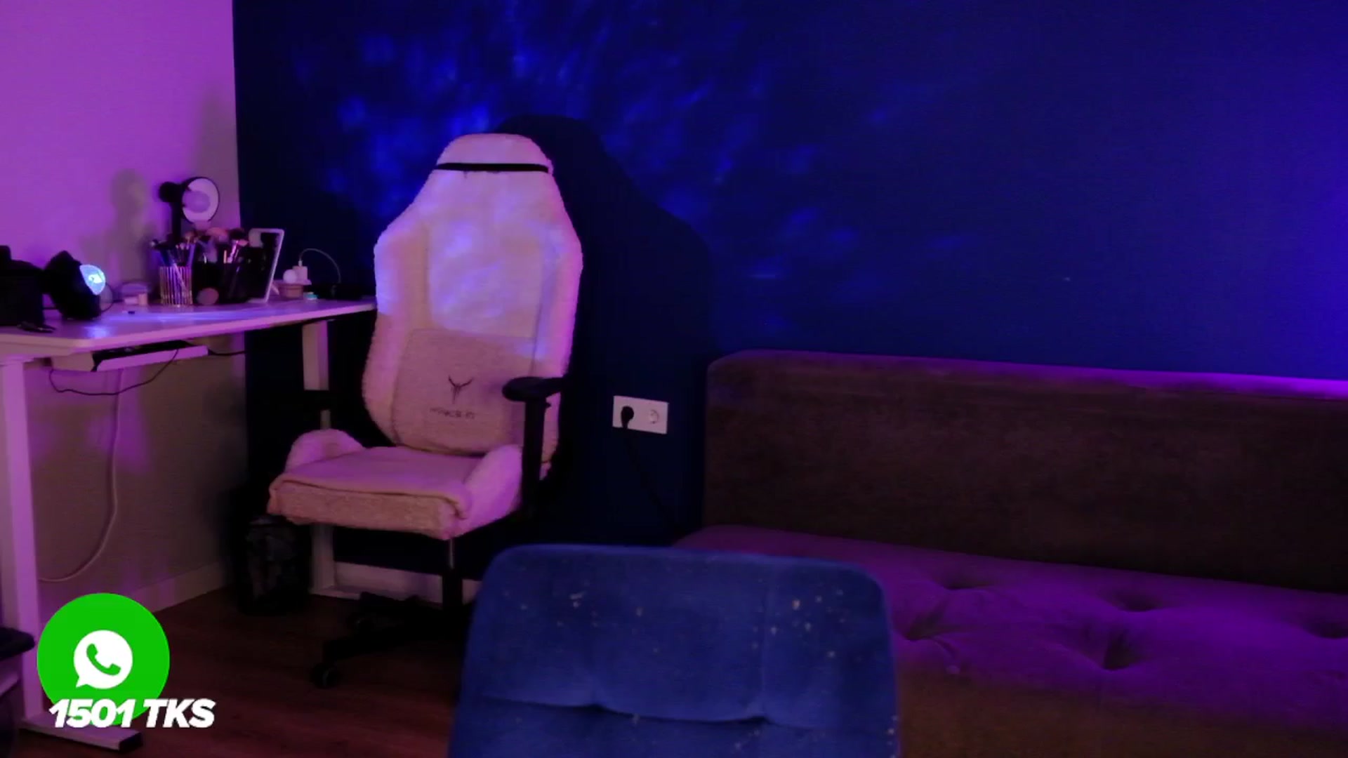 Gallery image thumbnail from SmthWrong's myfreecams stream on, 05/01/2025, 02:58 image 7 of 20
