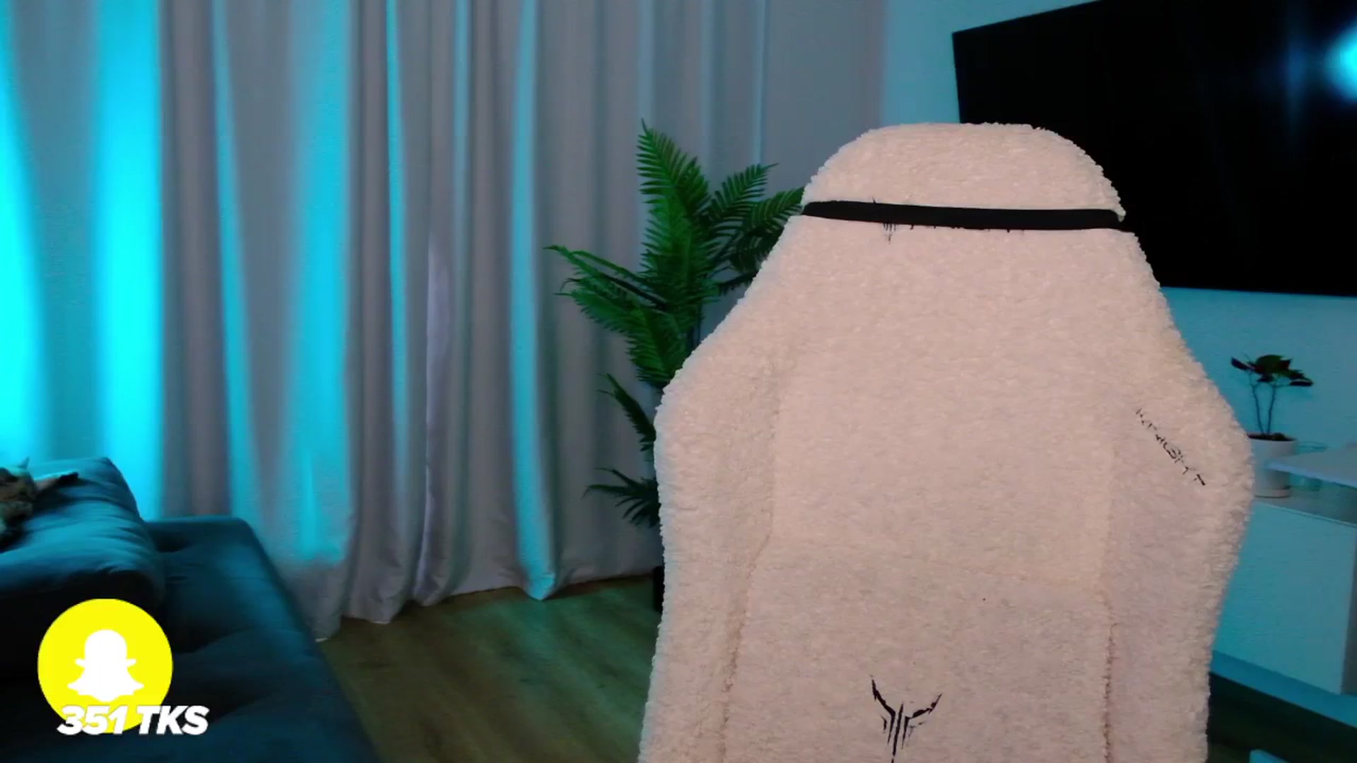 Gallery image thumbnail from SmthWrong's myfreecams stream on, 05/29/2025, 02:40 image 11 of 20