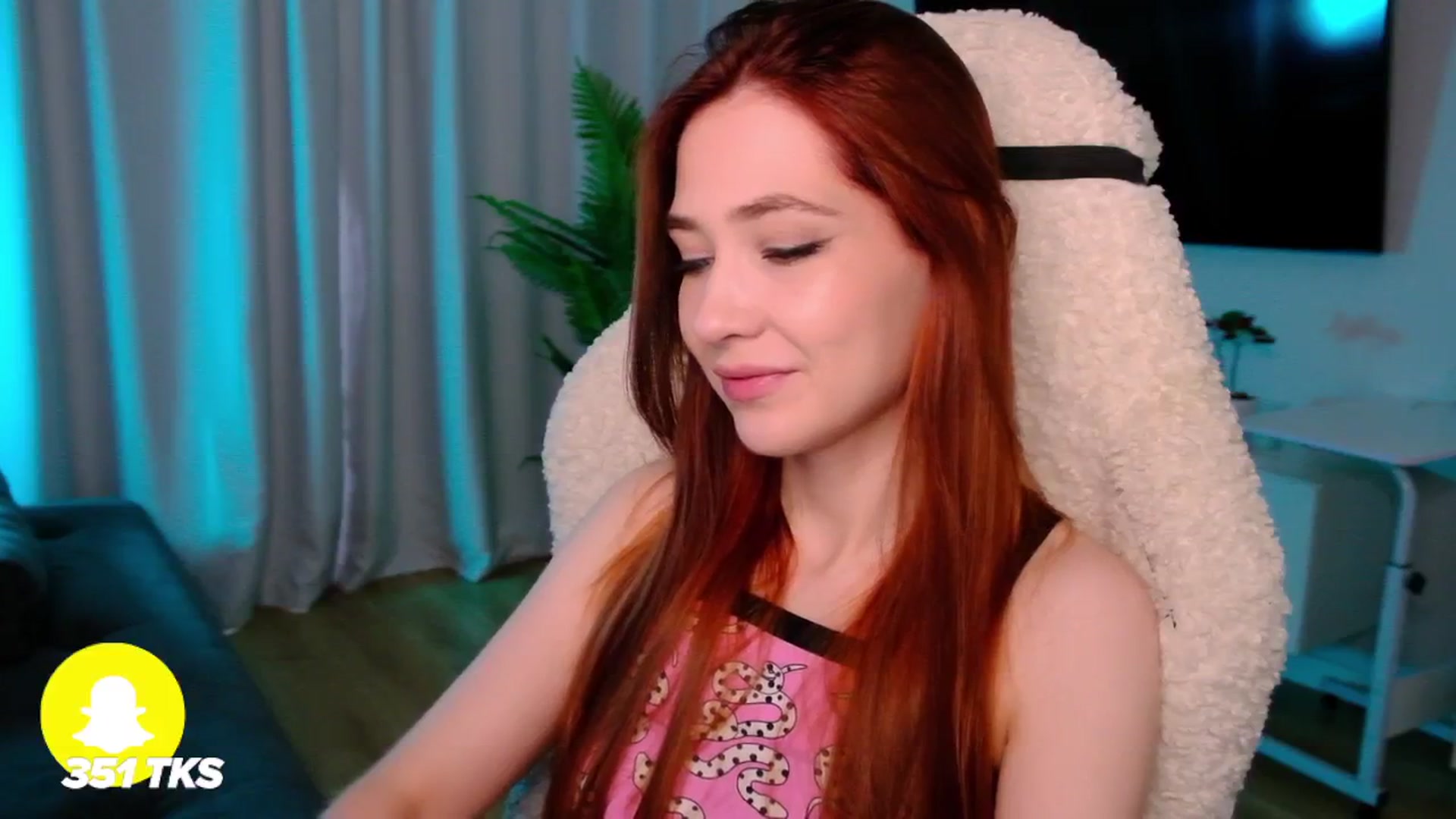 Gallery image thumbnail from SmthWrong's myfreecams stream on, 05/29/2025, 02:40 image 13 of 20
