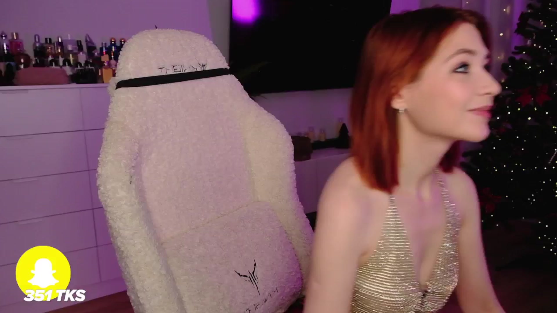 Gallery image thumbnail from SmthWrong's myfreecams stream on, 12/19/2025, 23:21 image 1 of 20