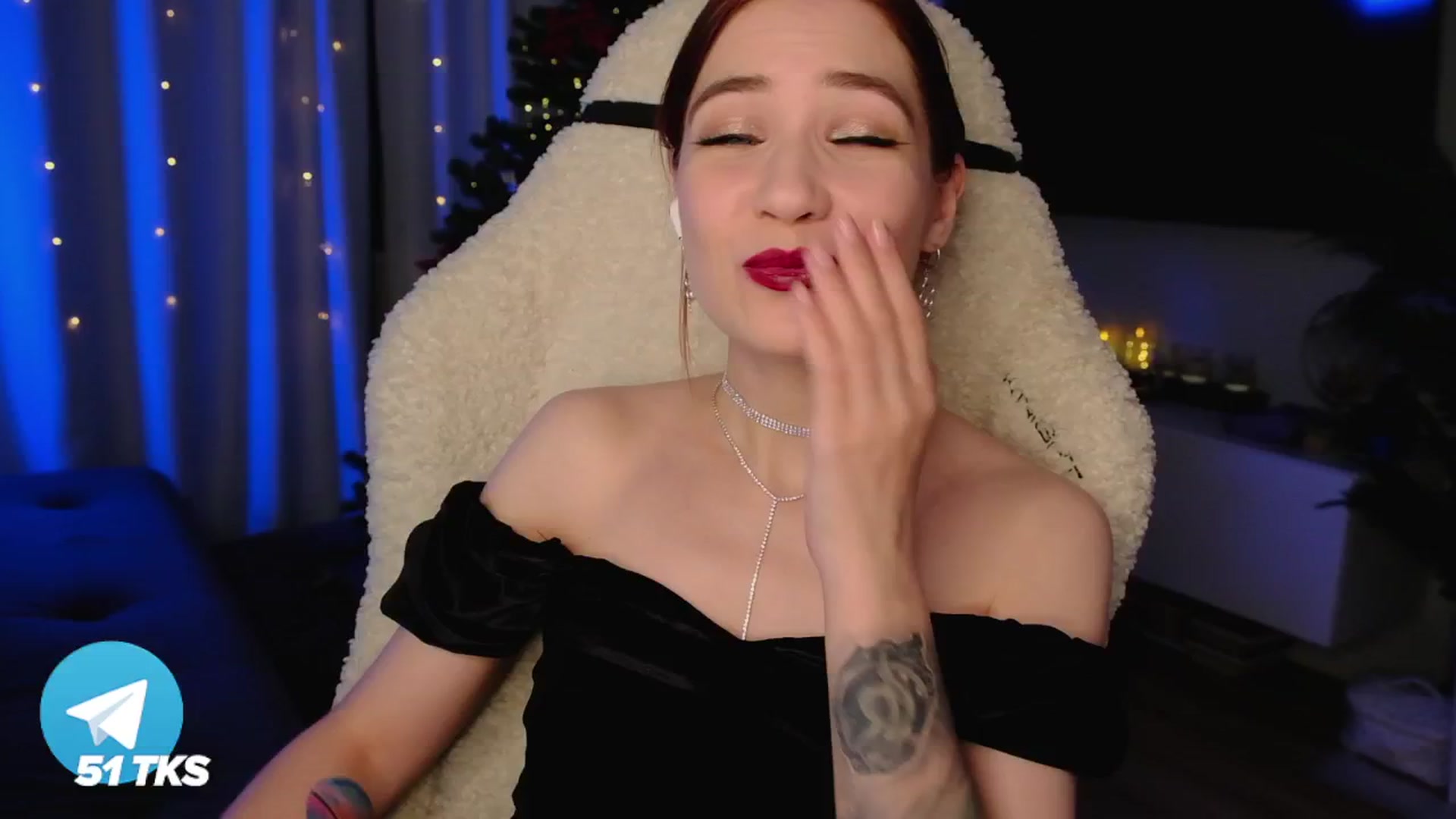 Gallery image thumbnail from SmthWrong's myfreecams stream on, 12/26/2025, 02:07 image 10 of 20