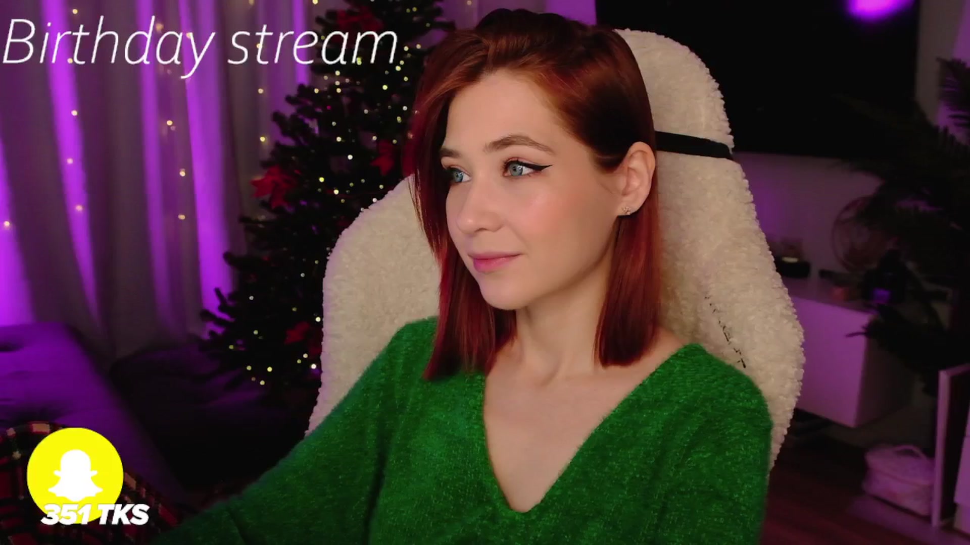 Gallery image thumbnail from SmthWrong's myfreecams stream on, 12/27/2025, 24:06 image 13 of 20