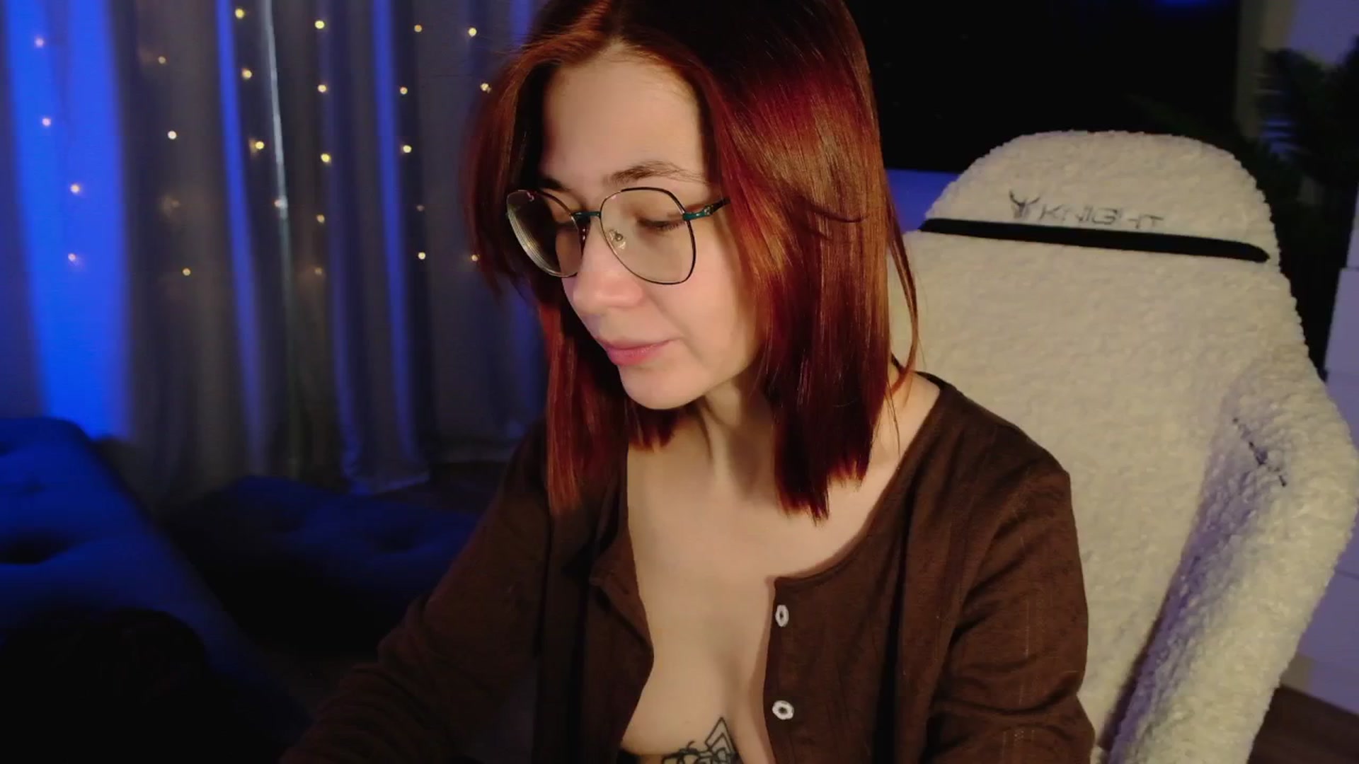 Gallery image thumbnail from SmthWrong's myfreecams stream on, 01/07/2026, 11:05 image 10 of 20