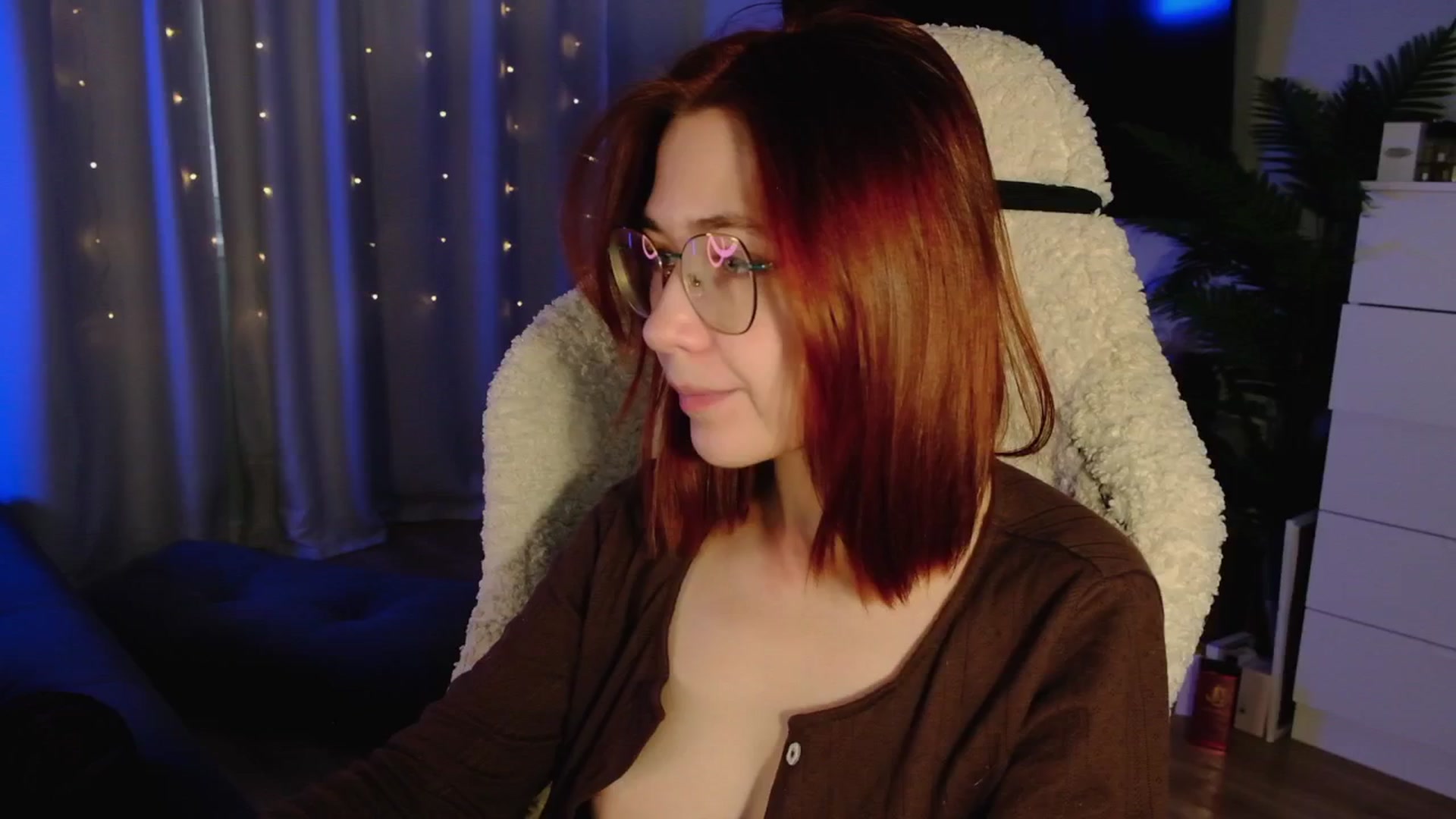 Gallery image thumbnail from SmthWrong's myfreecams stream on, 01/07/2026, 11:05 image 14 of 20