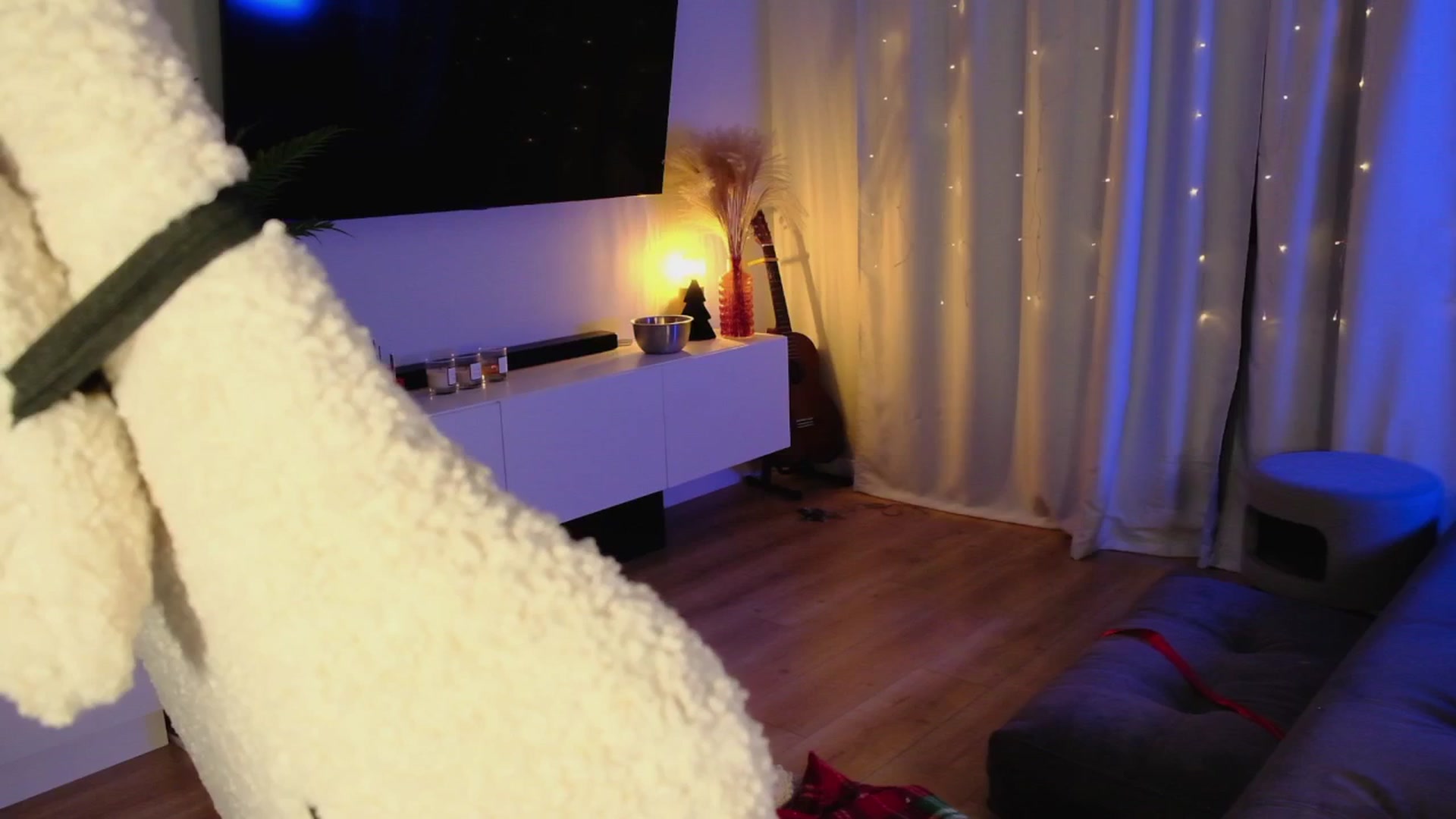Gallery image thumbnail from SmthWrong's myfreecams stream on, 01/08/2026, 24:35 image 7 of 20