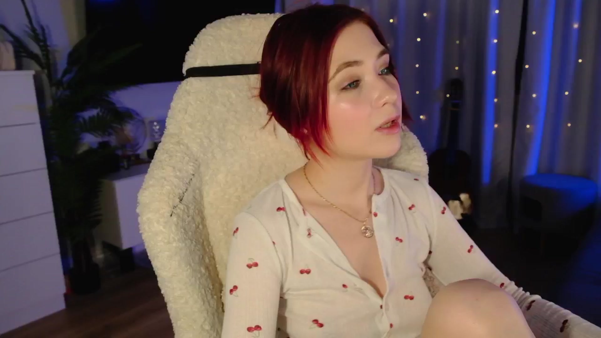 Gallery image thumbnail from SmthWrong's myfreecams stream on, 02/08/2026, 01:03 image 8 of 20