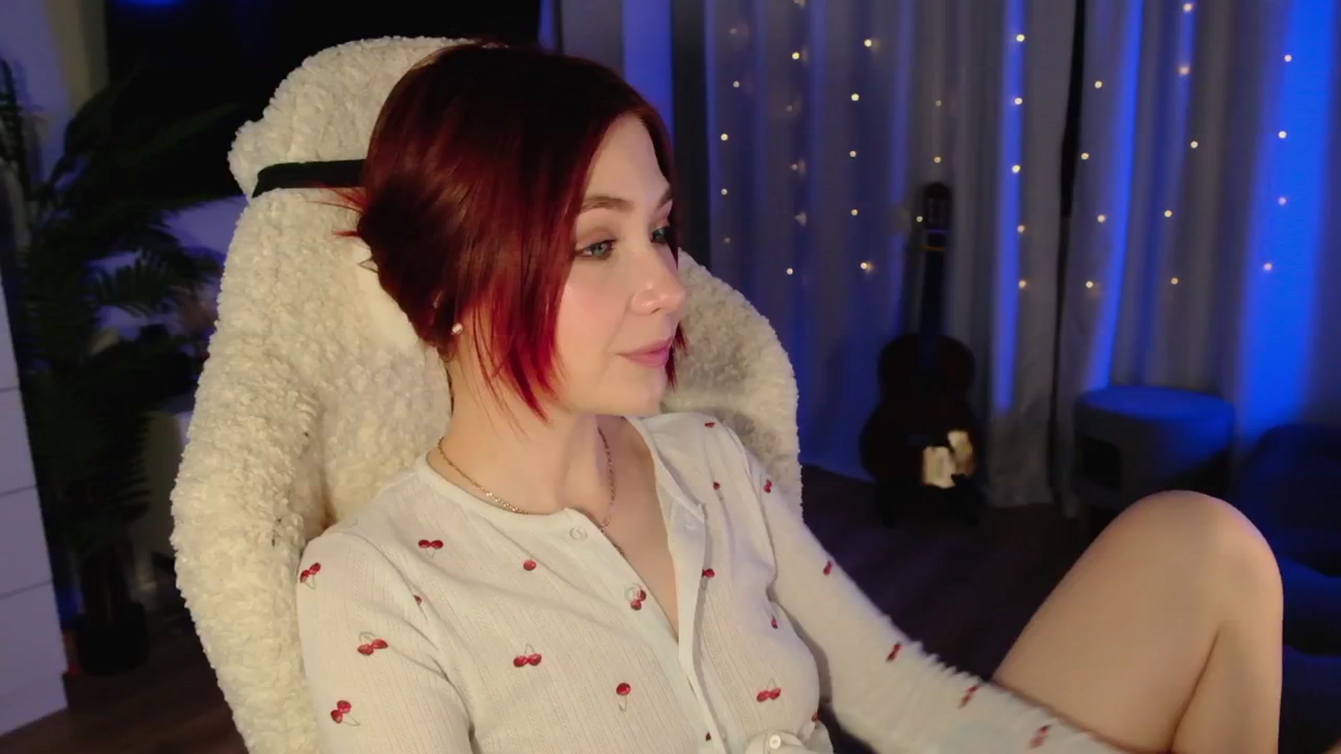 Gallery image thumbnail from SmthWrong's myfreecams stream on, 02/08/2026, 01:03 image 15 of 20