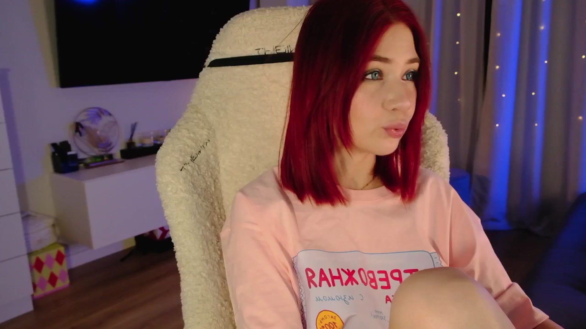 Gallery image thumbnail from SmthWrong's myfreecams stream on, 02/27/2026, 01:17 image 11 of 20