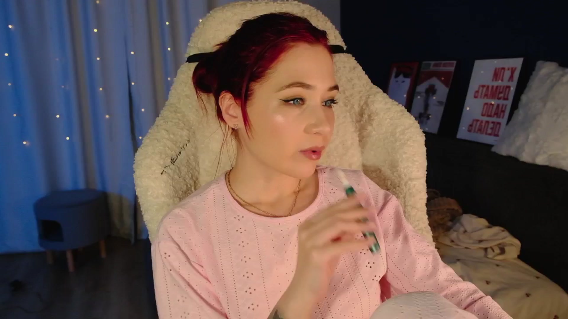 Gallery image thumbnail from SmthWrong's myfreecams stream on, 03/01/2026, 03:21 image 17 of 20