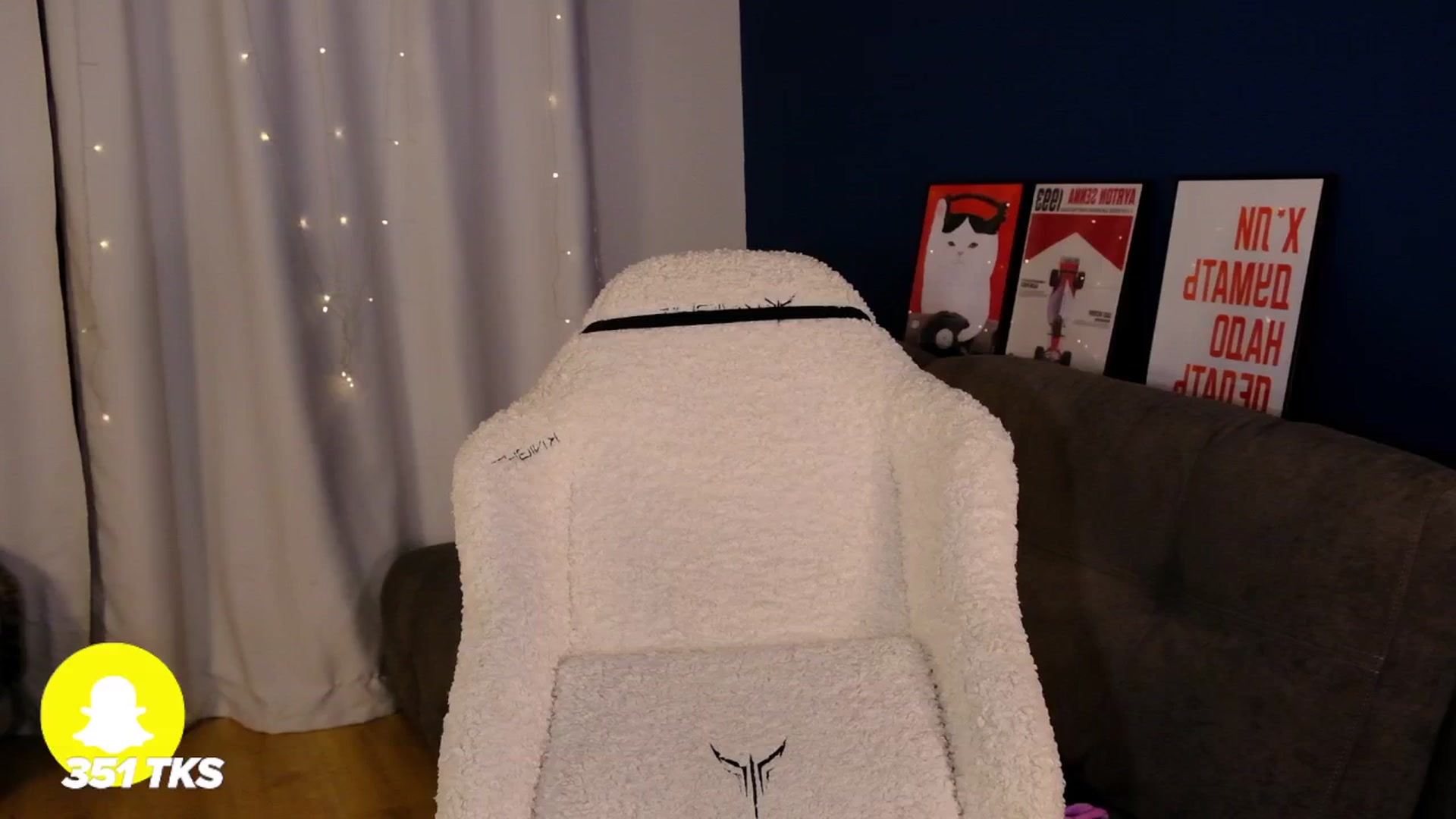 Gallery image thumbnail from SmthWrong's myfreecams stream on, 03/17/2026, 22:15 image 11 of 20