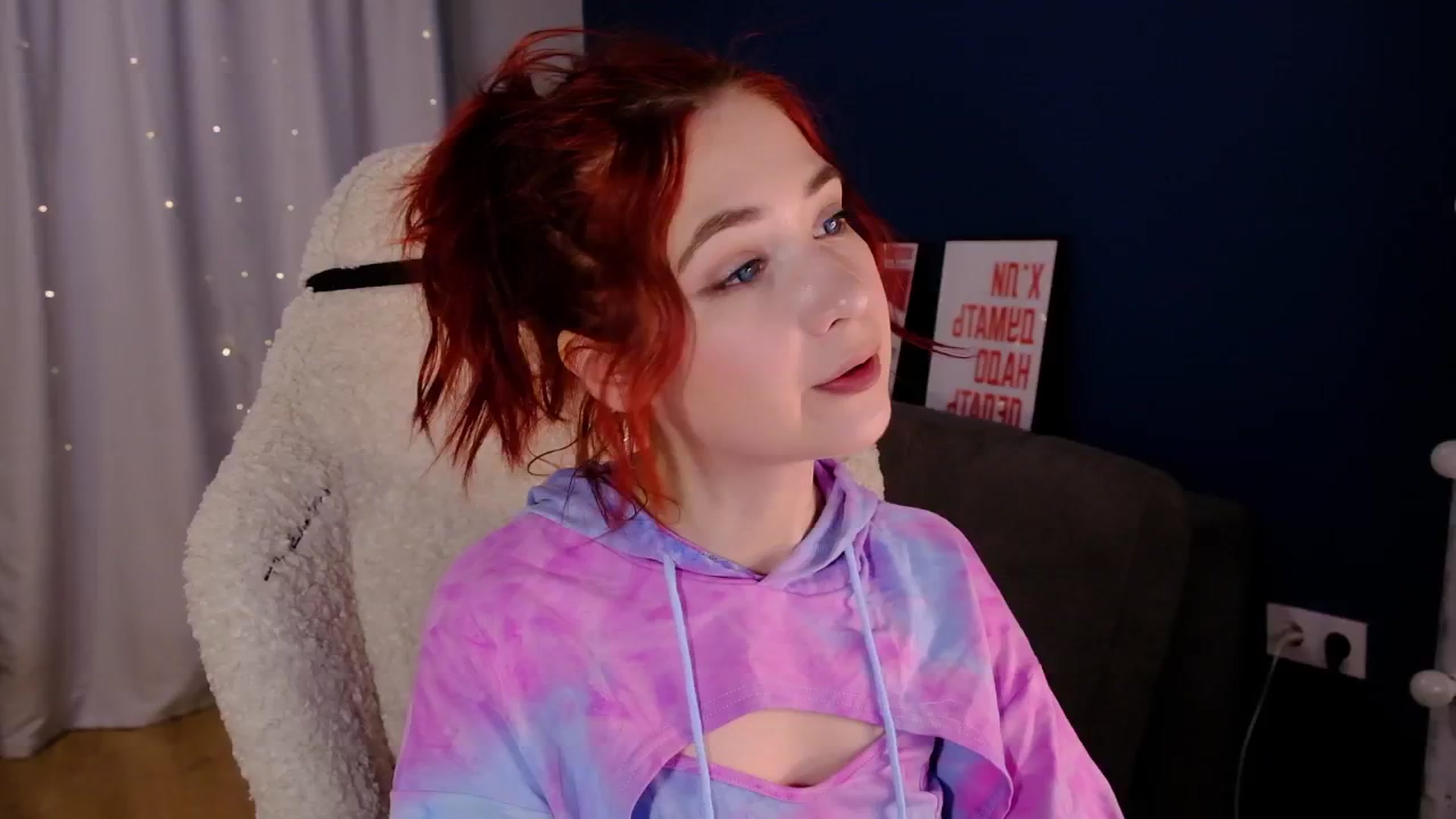 Gallery image thumbnail from SmthWrong's myfreecams stream on, 03/17/2026, 22:15 image 1 of 20