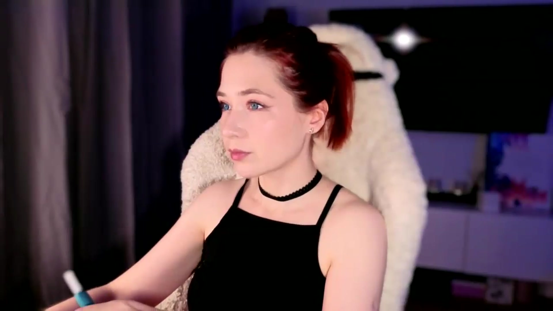 Gallery image thumbnail from SmthWrong's myfreecams stream on, 05/06/2026, 23:26 image 14 of 20