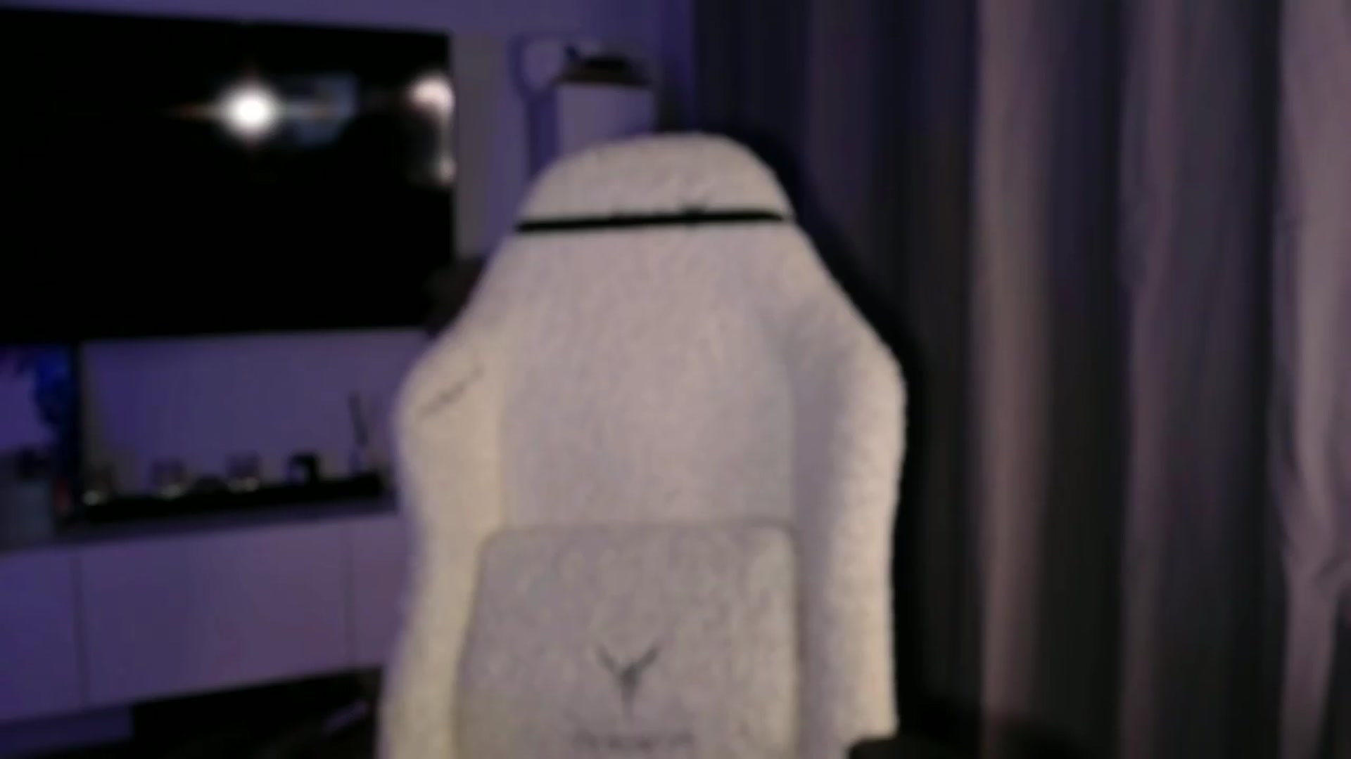 Gallery image thumbnail from SmthWrong's myfreecams stream on, 05/26/2026, 22:22 image 12 of 20