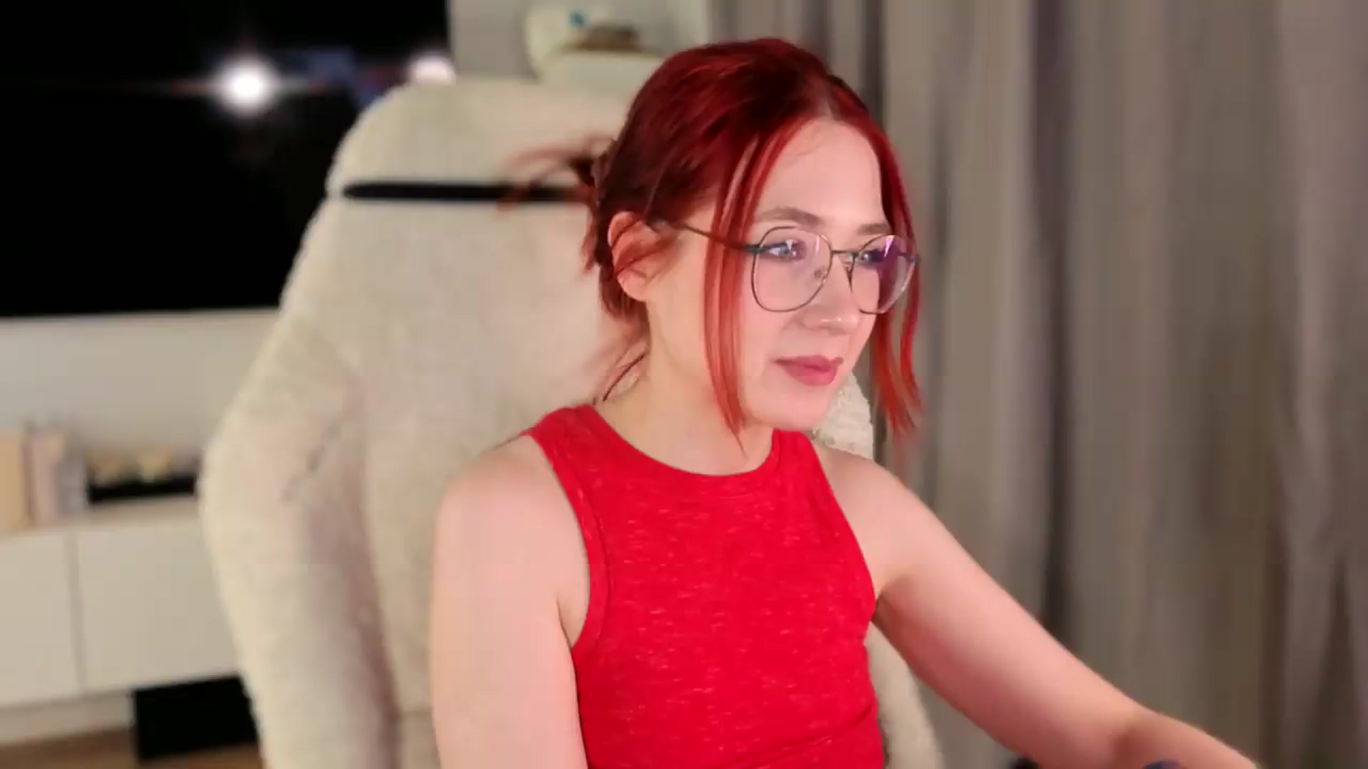 Gallery image thumbnail from SmthWrong's myfreecams stream on, 05/28/2026, 01:51 image 12 of 20