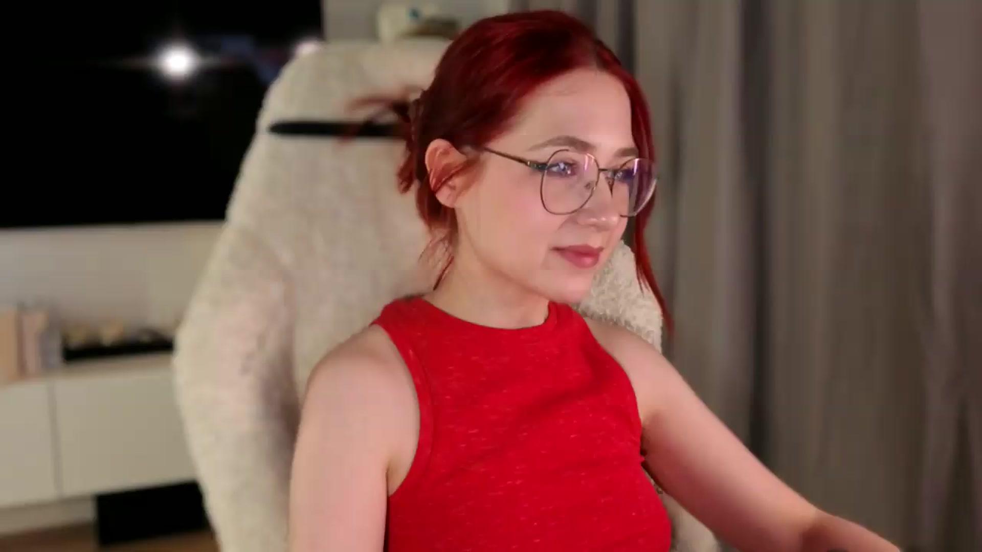 Gallery image thumbnail from SmthWrong's myfreecams stream on, 05/28/2026, 01:51 image 19 of 20