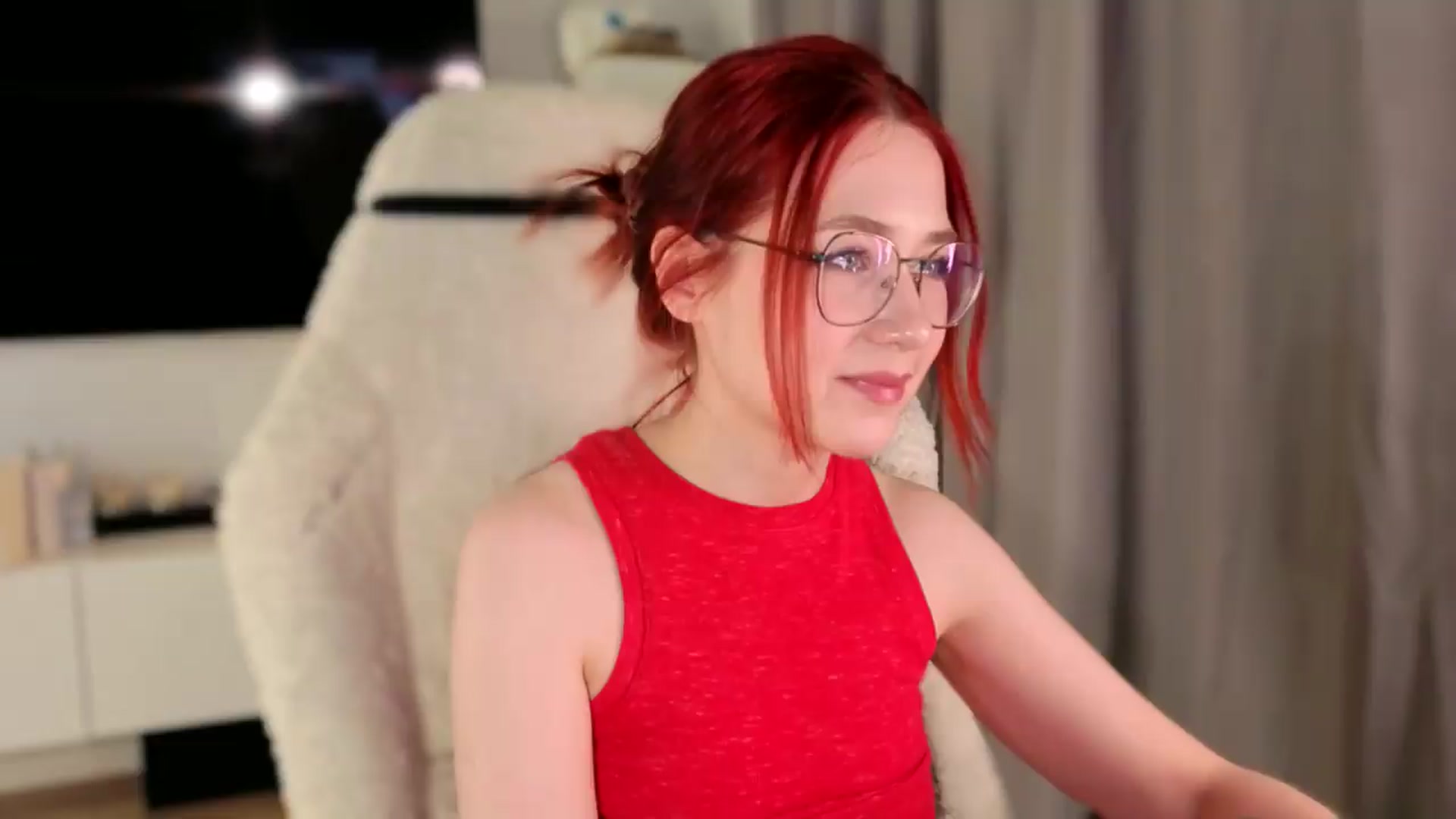 Gallery image thumbnail from SmthWrong's myfreecams stream on, 05/28/2026, 01:51 image 10 of 20