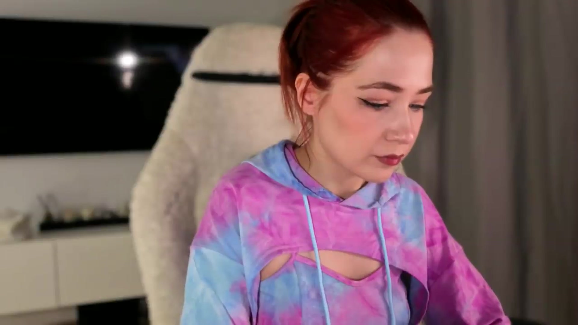 Gallery image thumbnail from SmthWrong's myfreecams stream on, 05/30/2026, 01:44 image 11 of 20