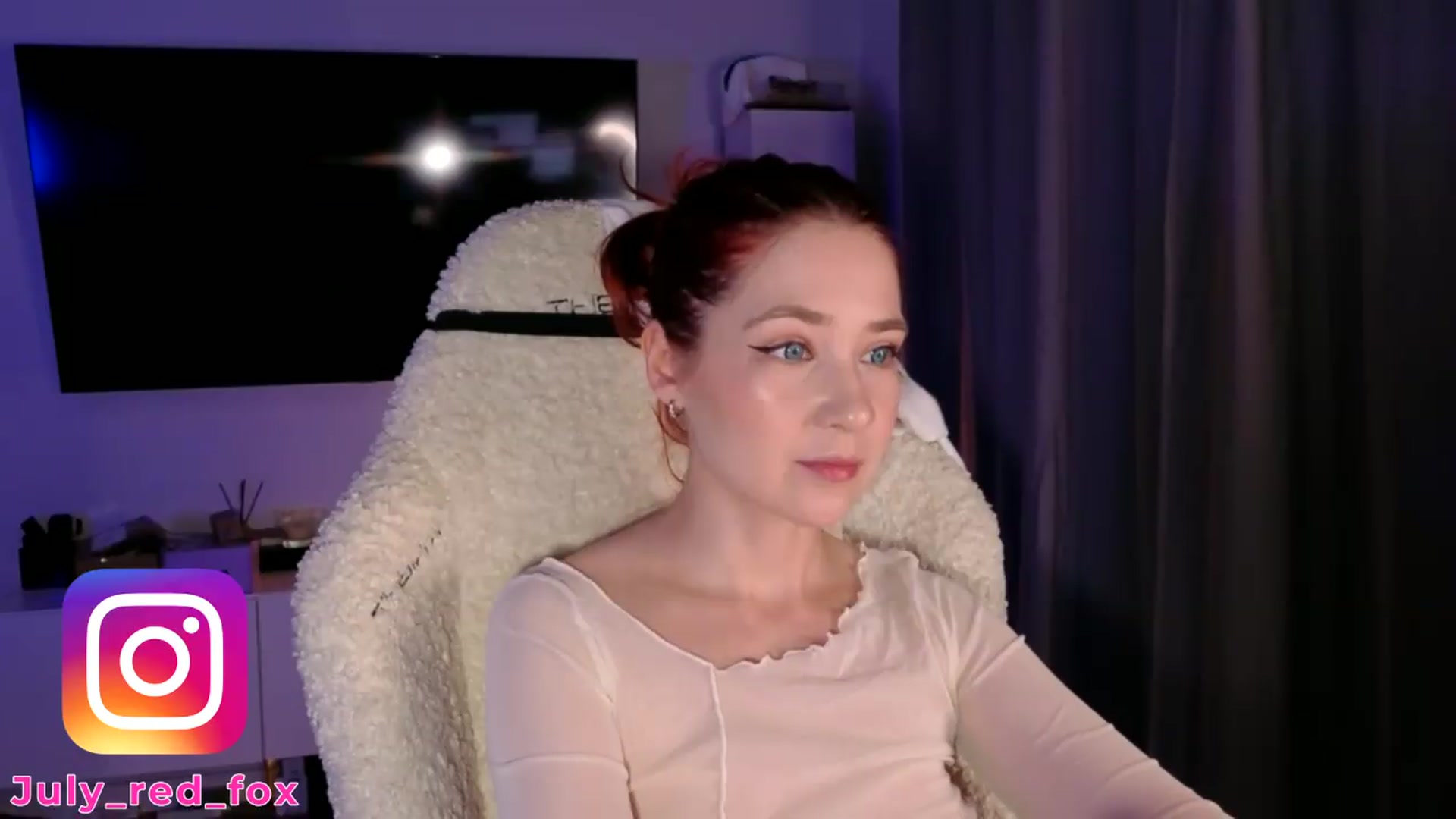 Gallery image thumbnail from SmthWrong's myfreecams stream on, 06/19/2026, 23:11 image 9 of 20