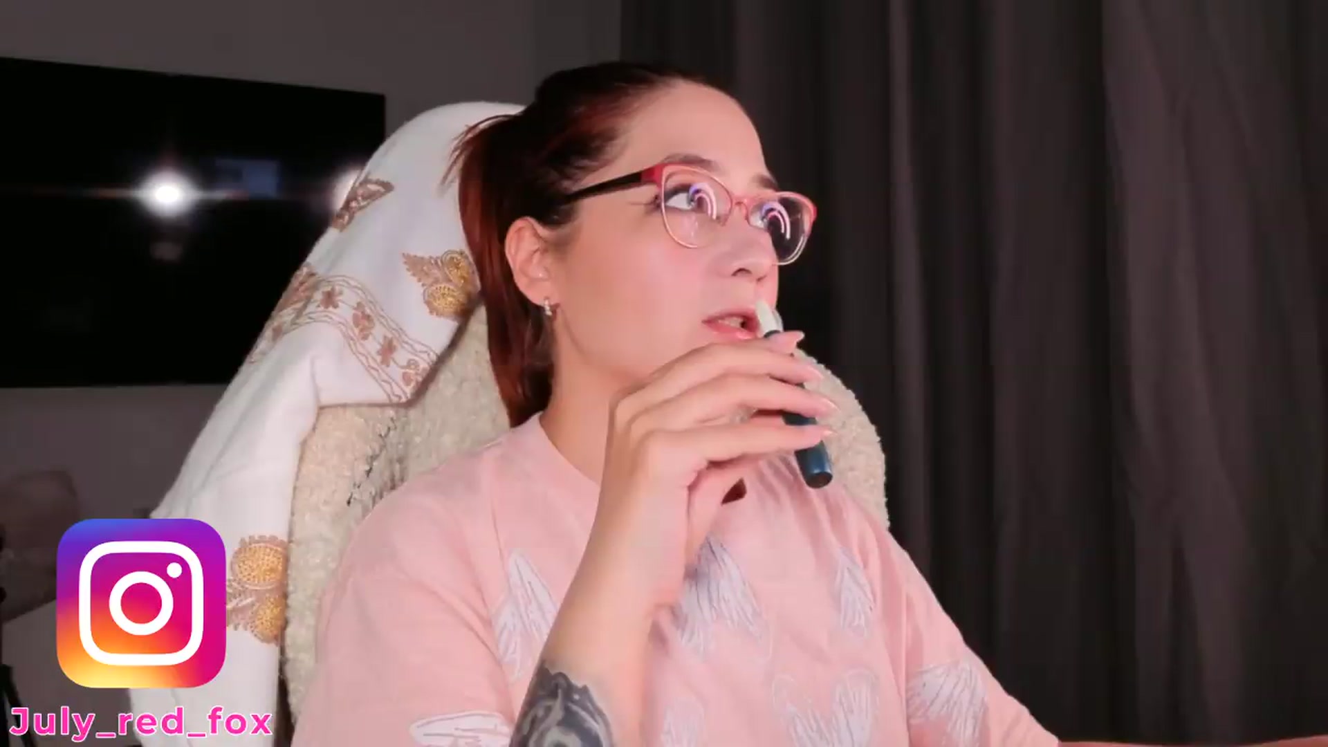 Gallery image thumbnail from SmthWrong's myfreecams stream on, 07/12/2026, 24:42 image 18 of 20