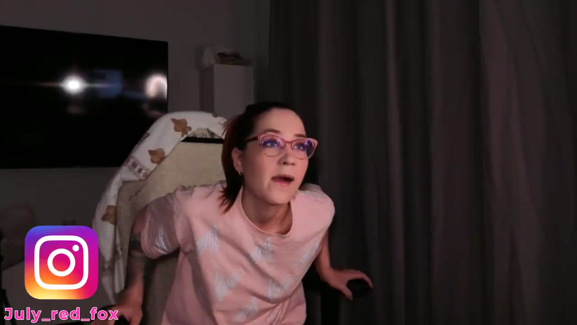 Gallery image thumbnail from SmthWrong's myfreecams stream on, 07/12/2026, 24:42 image 14 of 20