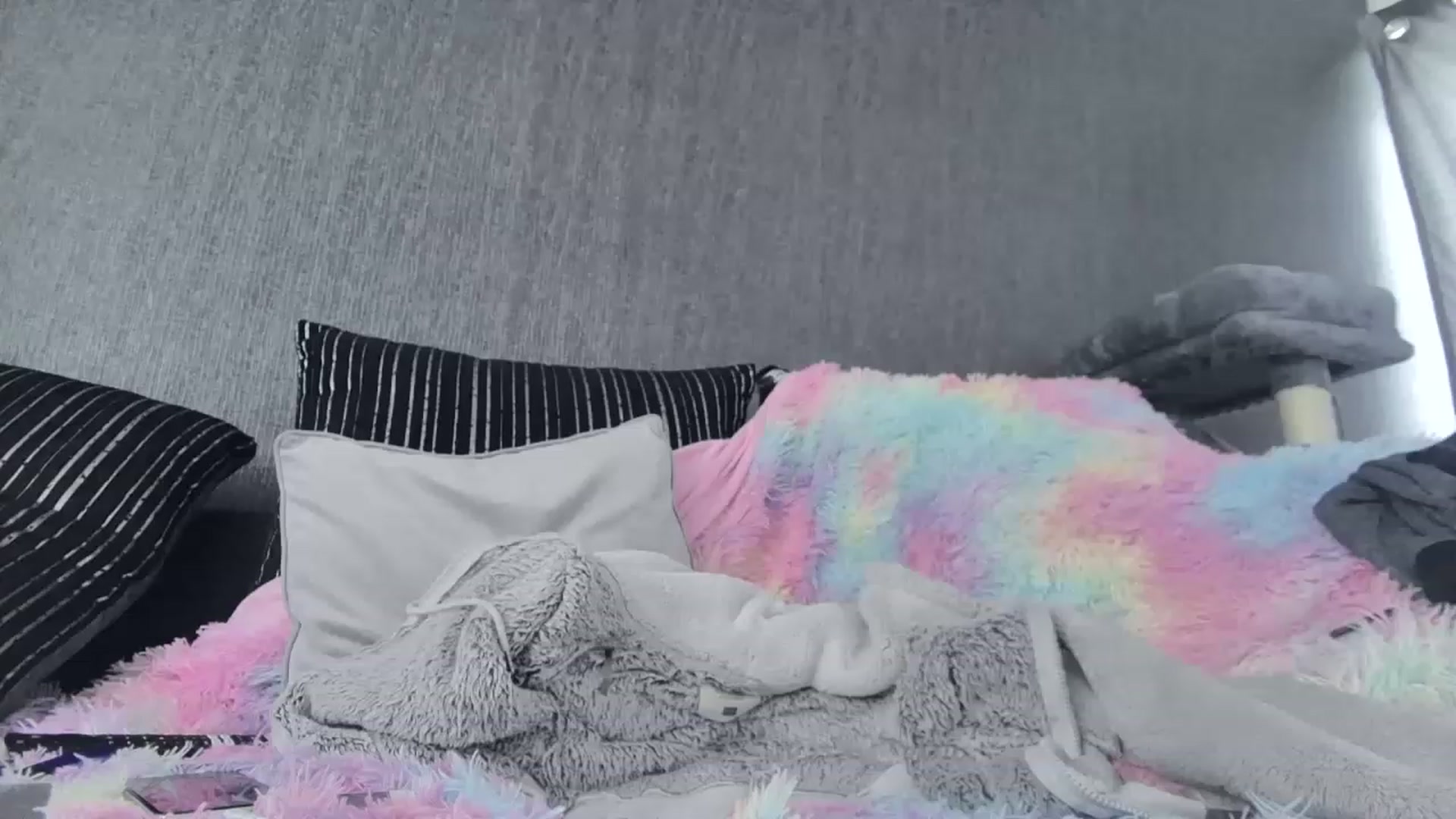 Gallery image thumbnail from Sn0wbunnybleu's myfreecams stream on, 04/25/2023, 13:03 image 5 of 20