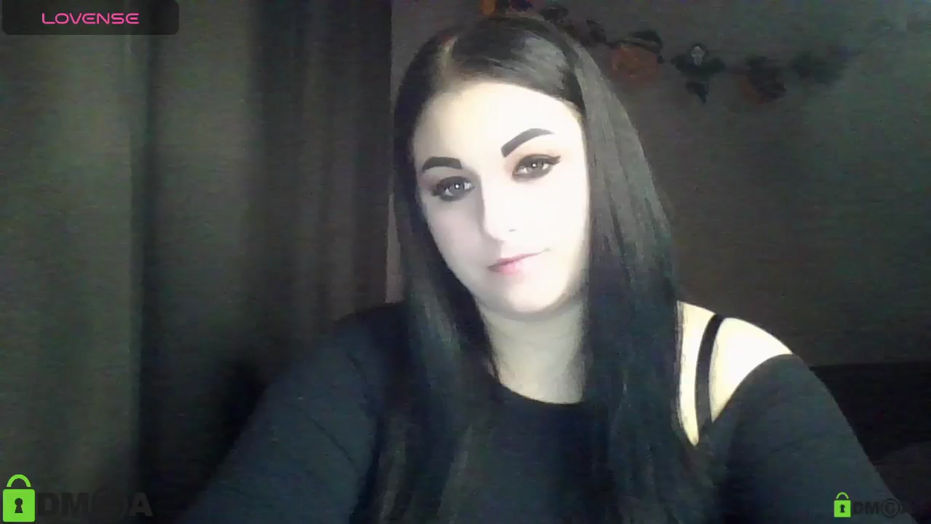 Gallery image thumbnail from Snake_Li's myfreecams stream on, 10/30/2025, 13:24 image 12 of 20