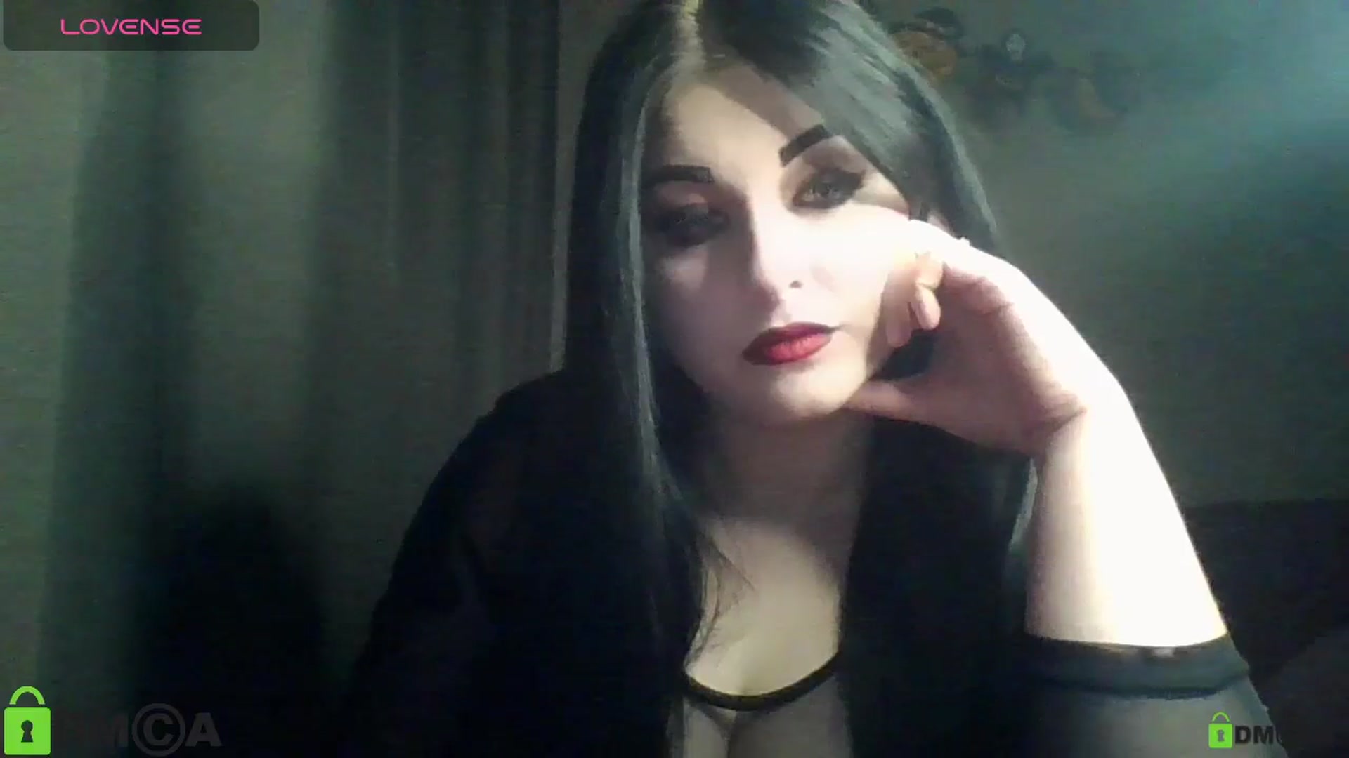 Gallery image thumbnail from Snake_Li's myfreecams stream on, 10/31/2025, 15:06 image 15 of 20