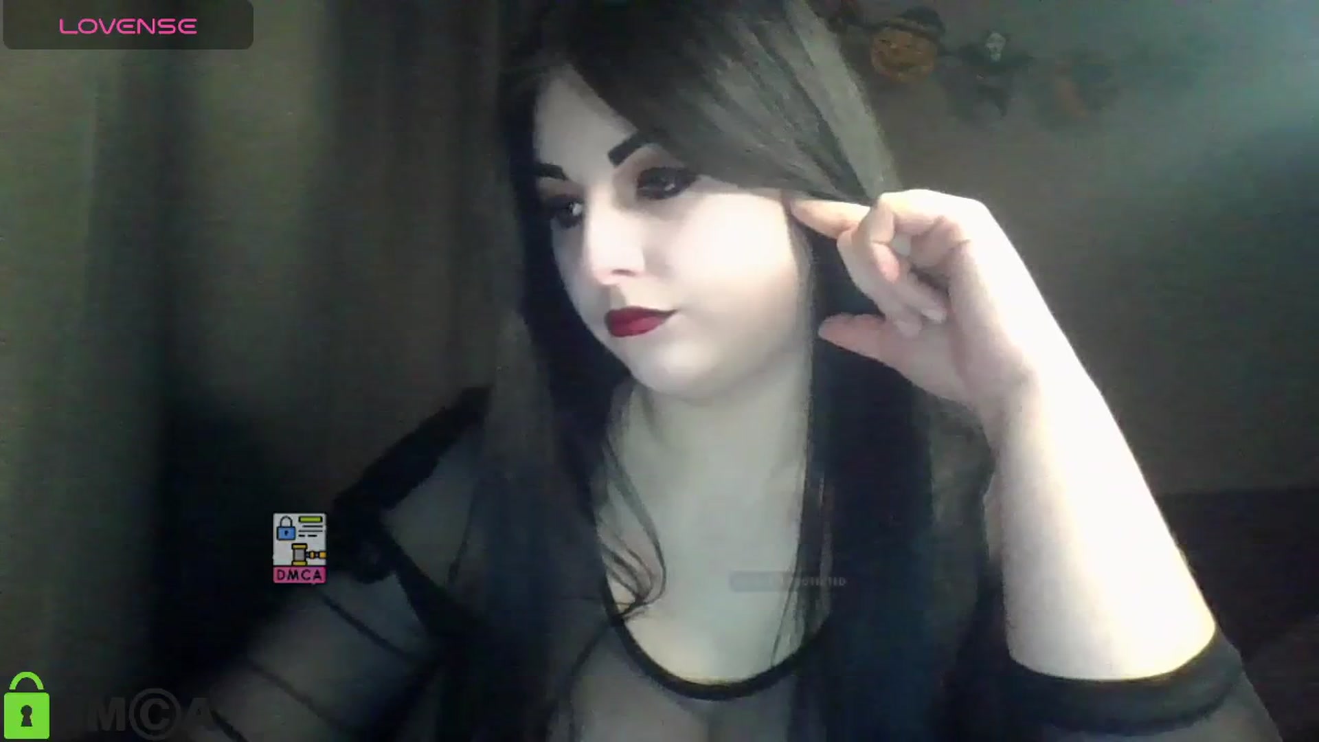 Gallery image thumbnail from Snake_Li's myfreecams stream on, 10/31/2025, 15:06 image 8 of 20