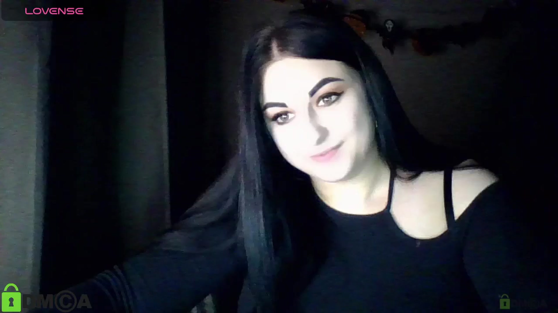 Gallery image thumbnail from Snake_Li's myfreecams stream on, 11/04/2025, 15:17 image 17 of 20