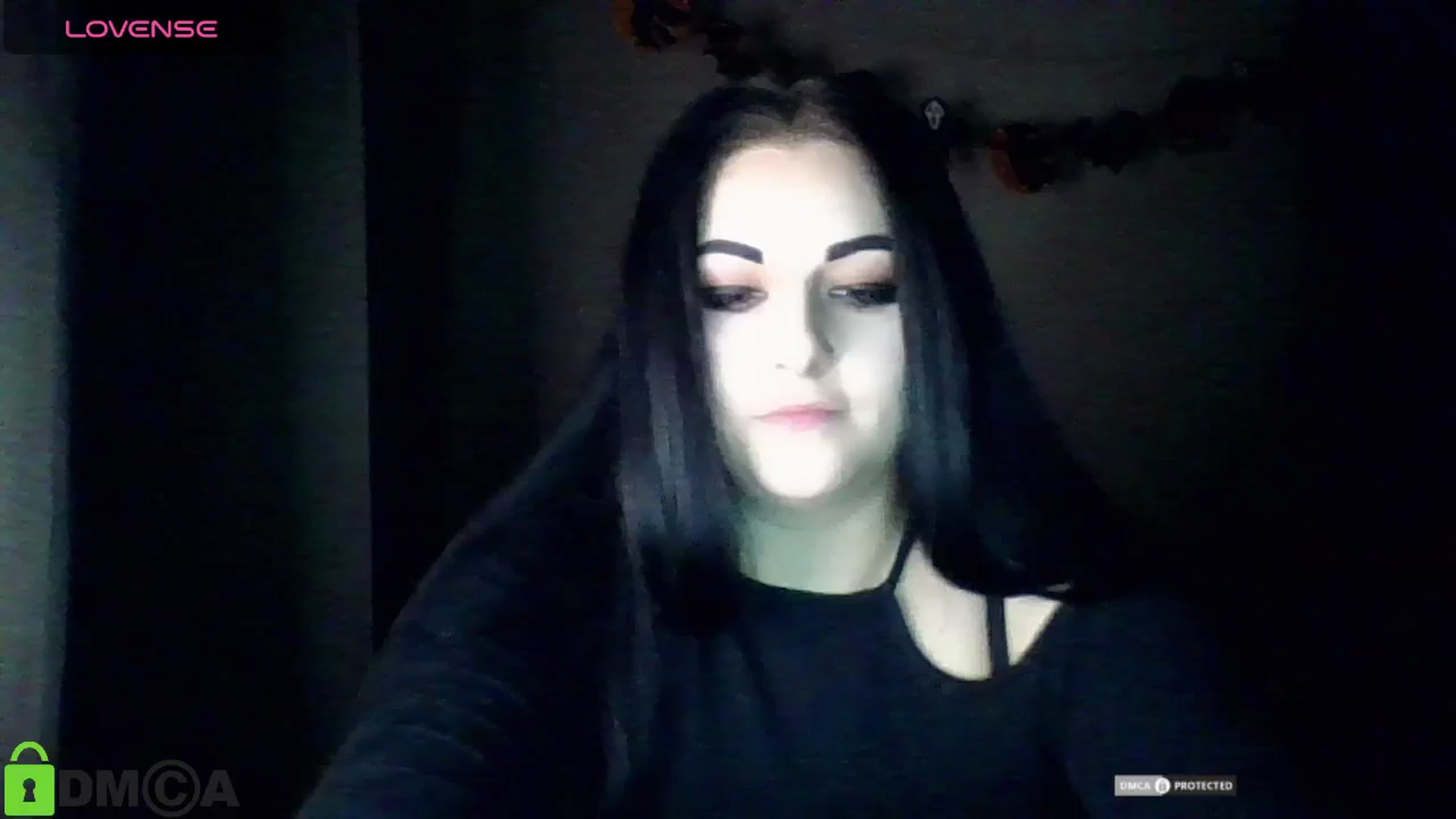 Gallery image thumbnail from Snake_Li's myfreecams stream on, 11/14/2025, 15:37 image 6 of 20