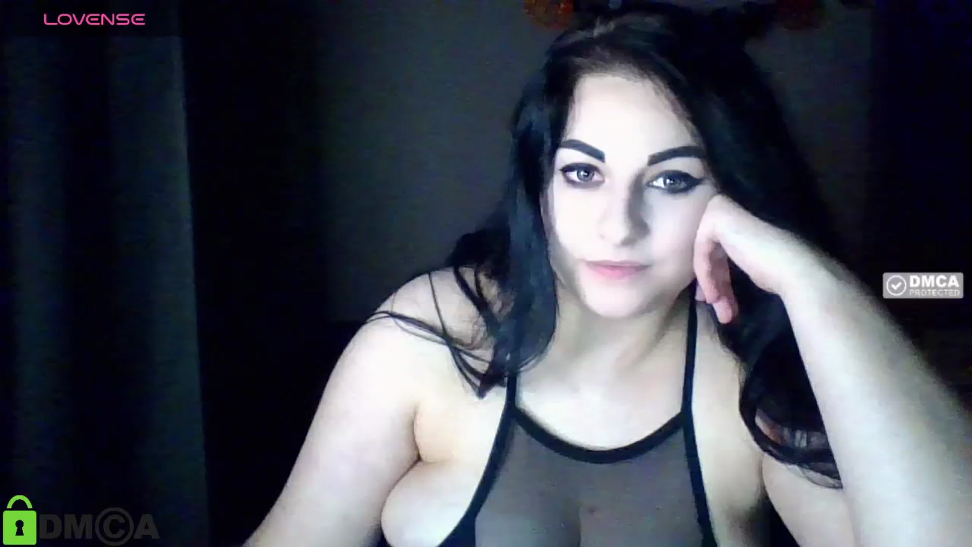 Gallery image thumbnail from Snake_Li's myfreecams stream on, 11/21/2025, 18:19 image 19 of 20