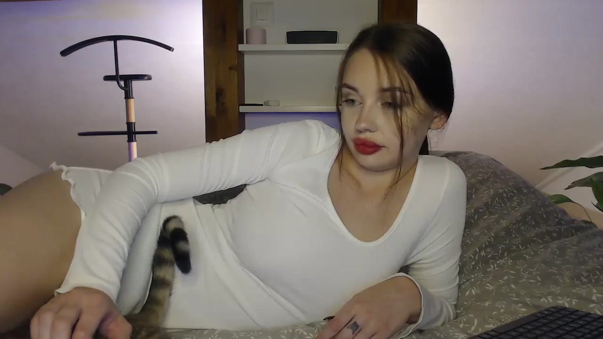 Gallery image thumbnail from Snake_lady's myfreecams stream on, 10/02/2023, 18:03 image 2 of 20
