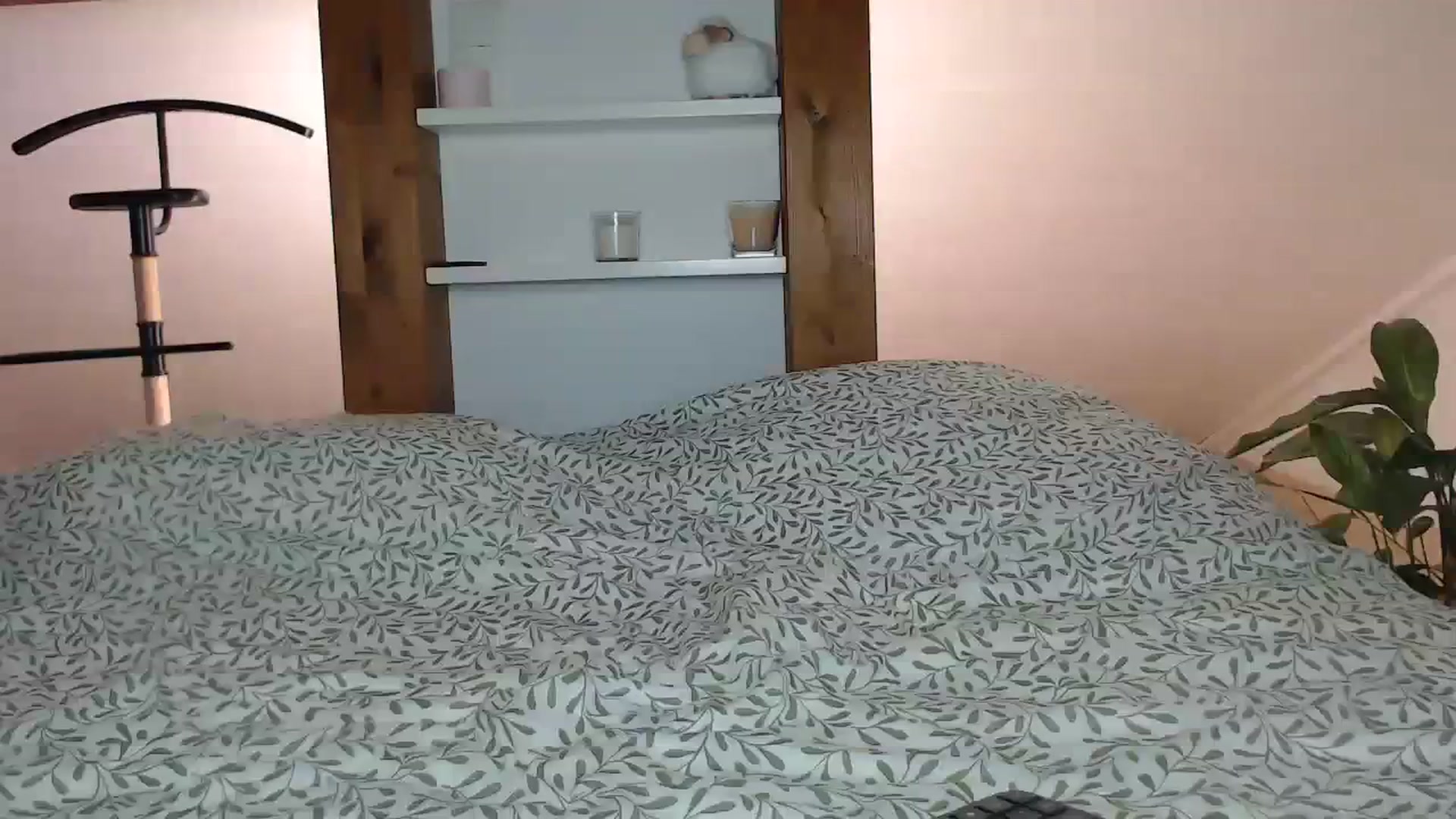 Gallery image thumbnail from Snake_lady's myfreecams stream on, 11/15/2023, 17:34 image 12 of 20