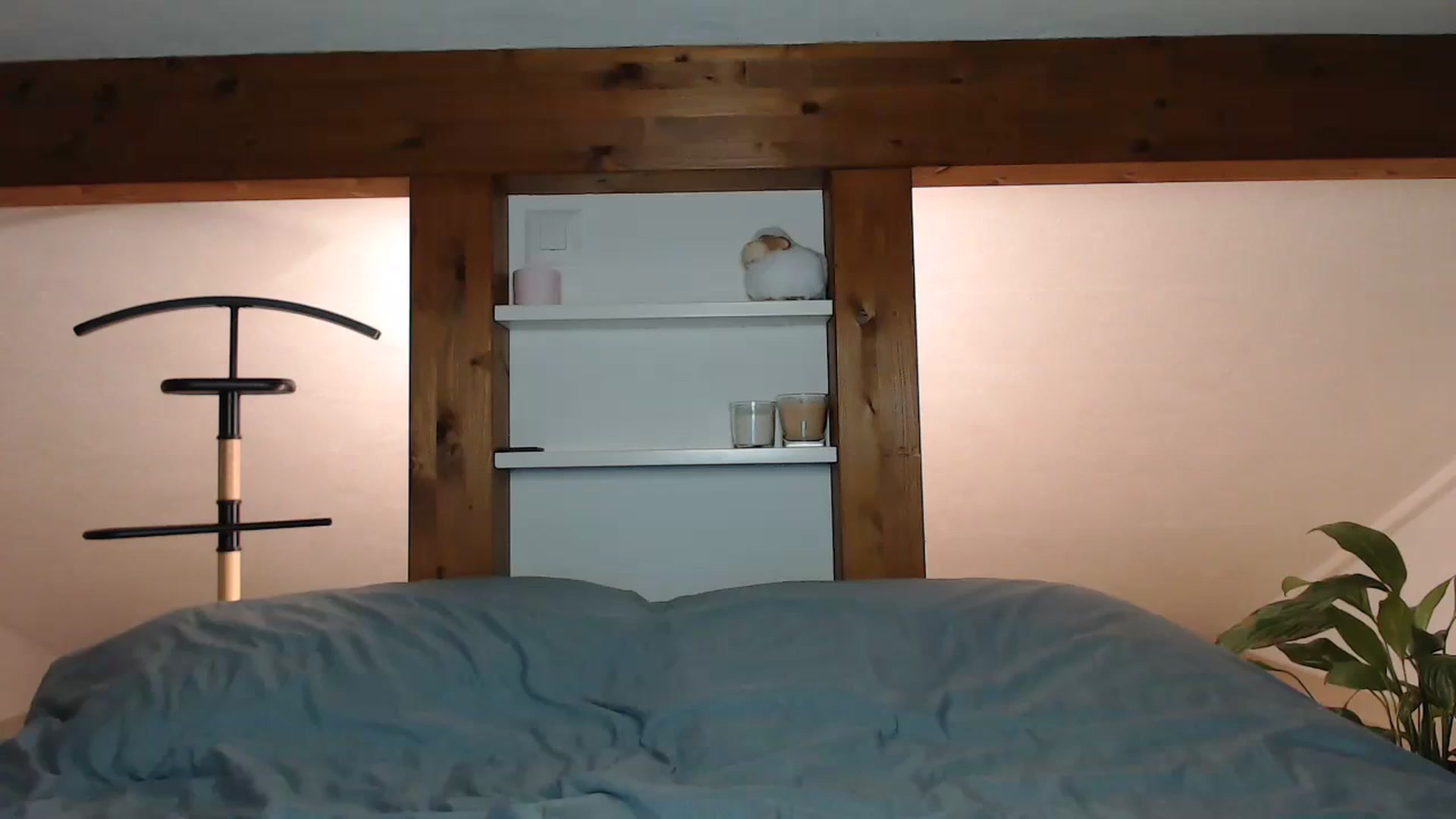Gallery image thumbnail from Snake_lady's myfreecams stream on, 11/21/2023, 16:22 image 14 of 20