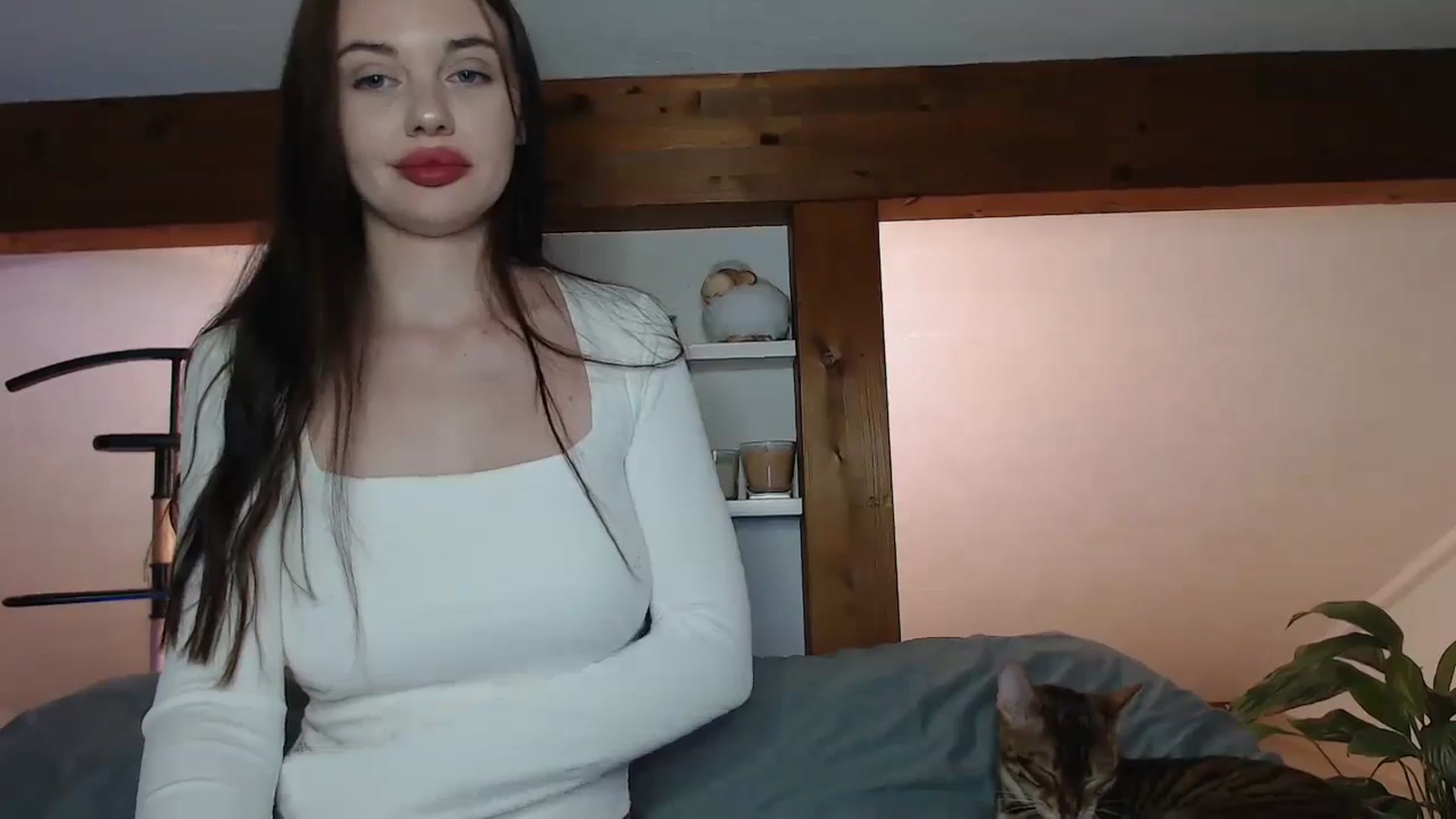 Gallery image thumbnail from Snake_lady's myfreecams stream on, 12/04/2023, 18:52 image 9 of 20