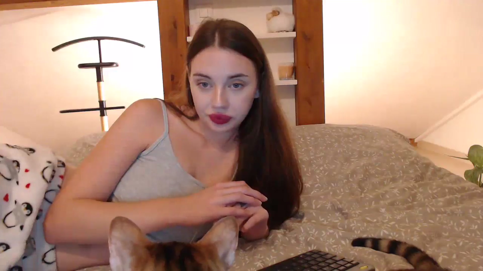 Gallery image thumbnail from Snake_lady's myfreecams stream on, 10/22/2024, 16:56 image 19 of 20