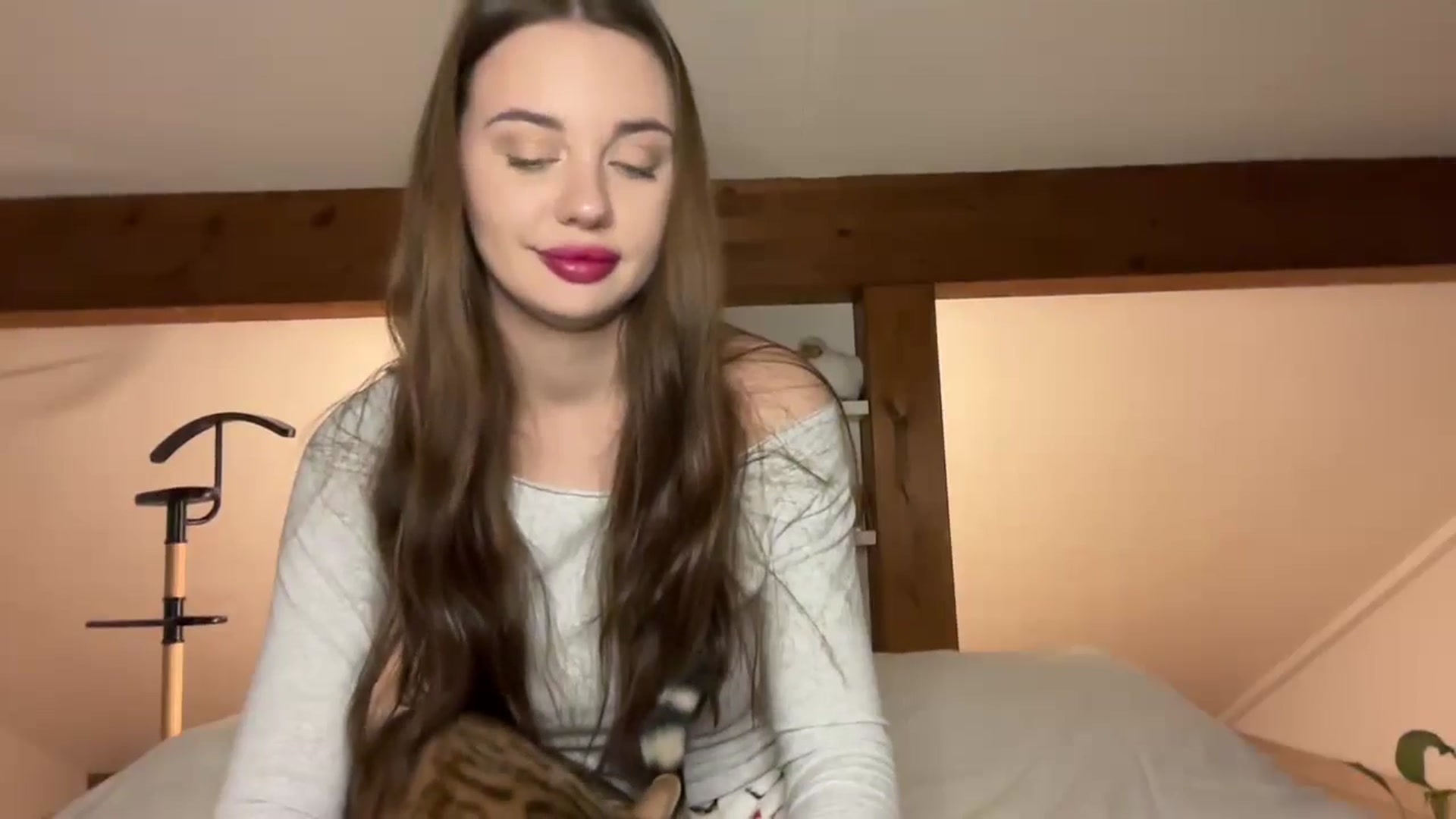 Gallery image thumbnail from Snake_lady's myfreecams stream on, 01/02/2025, 17:55 image 12 of 20