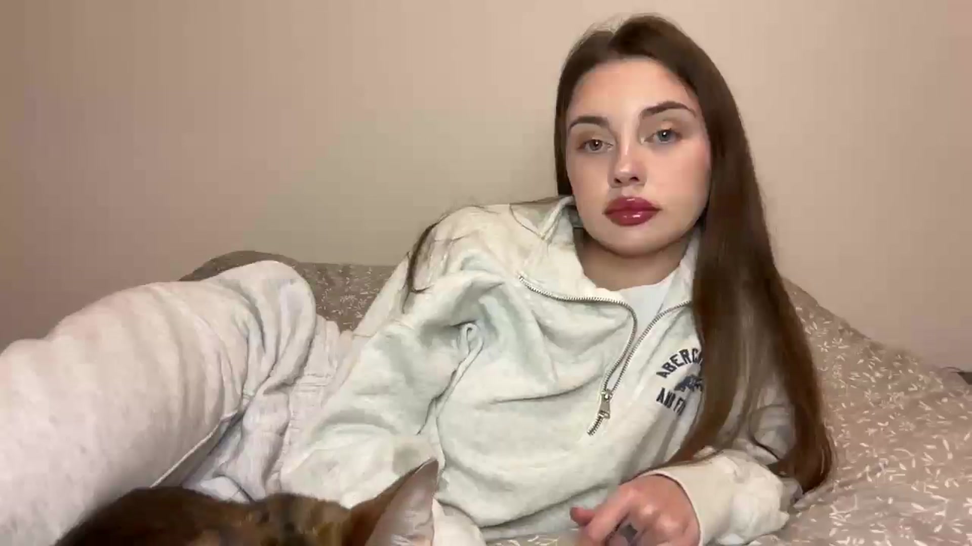 Gallery image thumbnail from Snake_lady's myfreecams stream on, 12/21/2025, 17:50 image 12 of 20